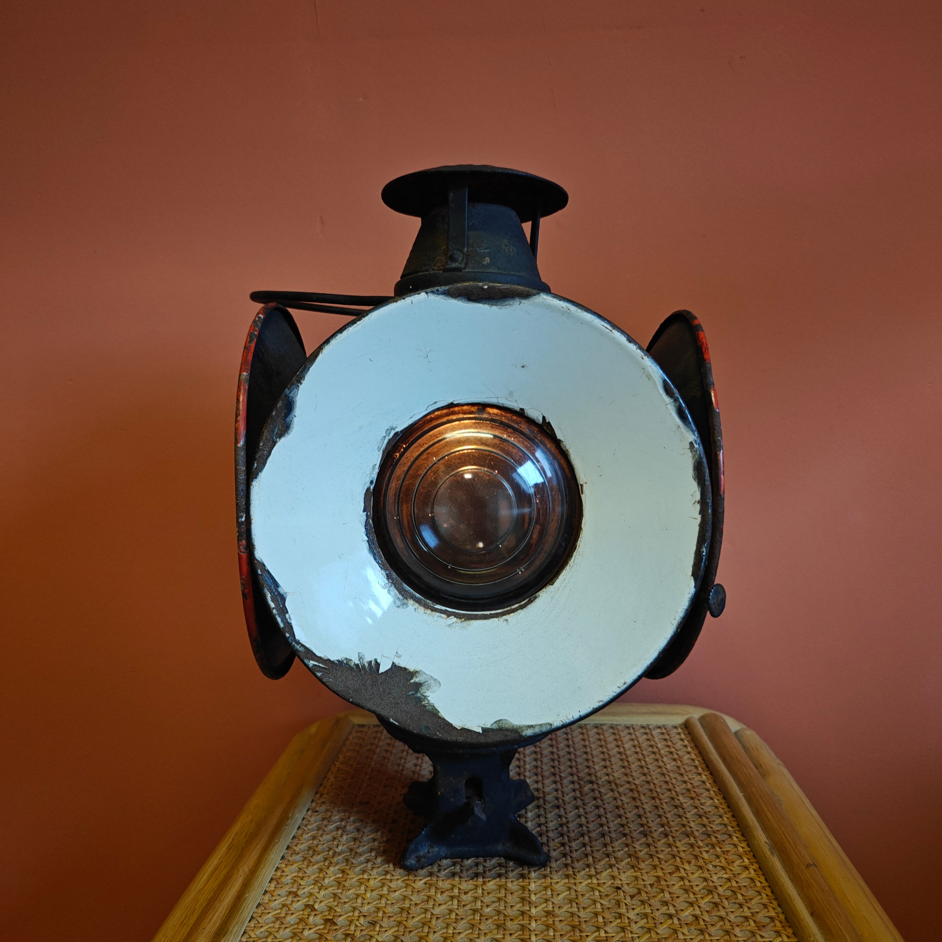 Rare Antique Railway Signal Lamp – Adlake “Non-Sweating” Lamp, Chicago, 1920s–1930s with original oil reservoir and lens