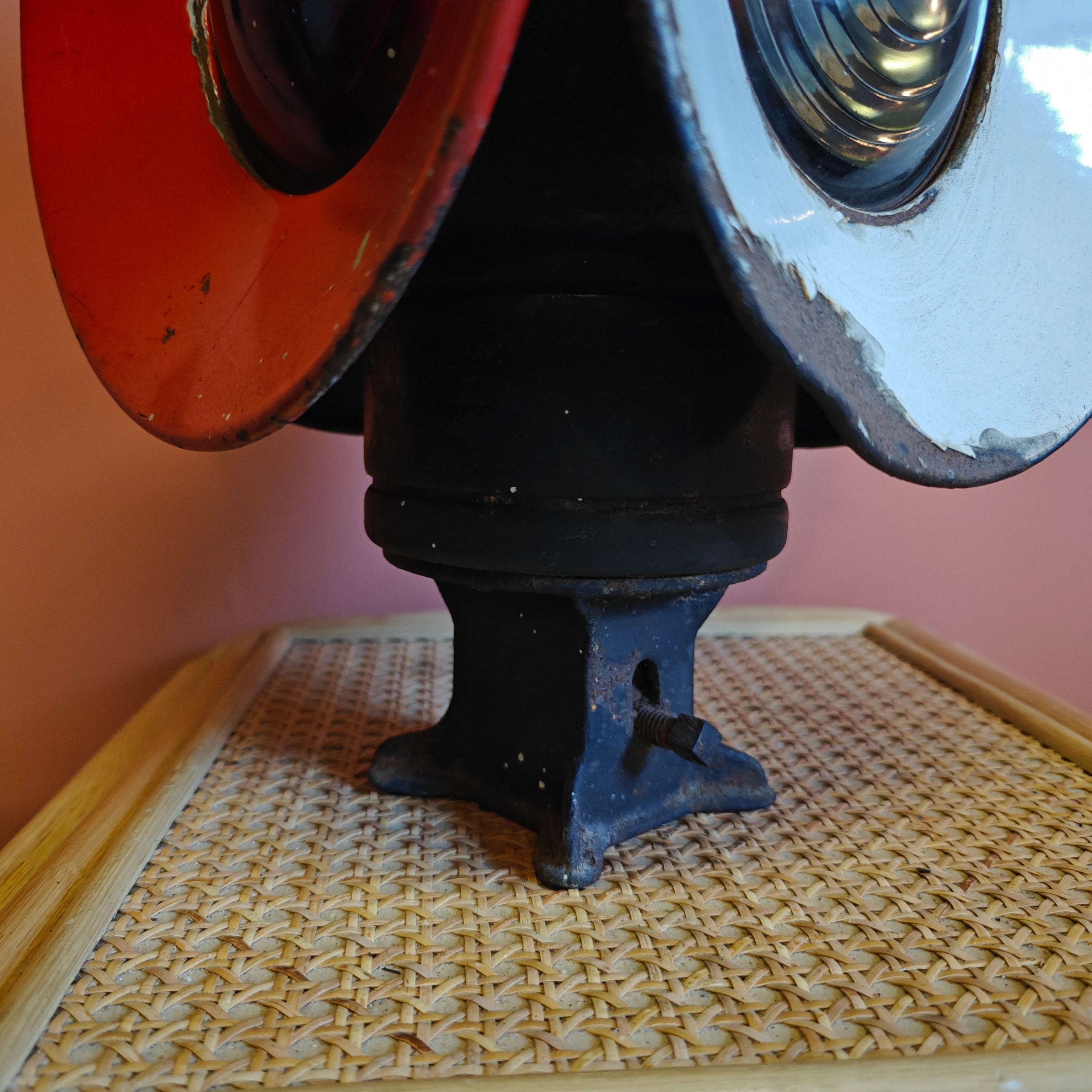 Rare Antique Railway Signal Lamp – Adlake “Non-Sweating” Lamp with original oil reservoir from 1920s–1930s Chicago era