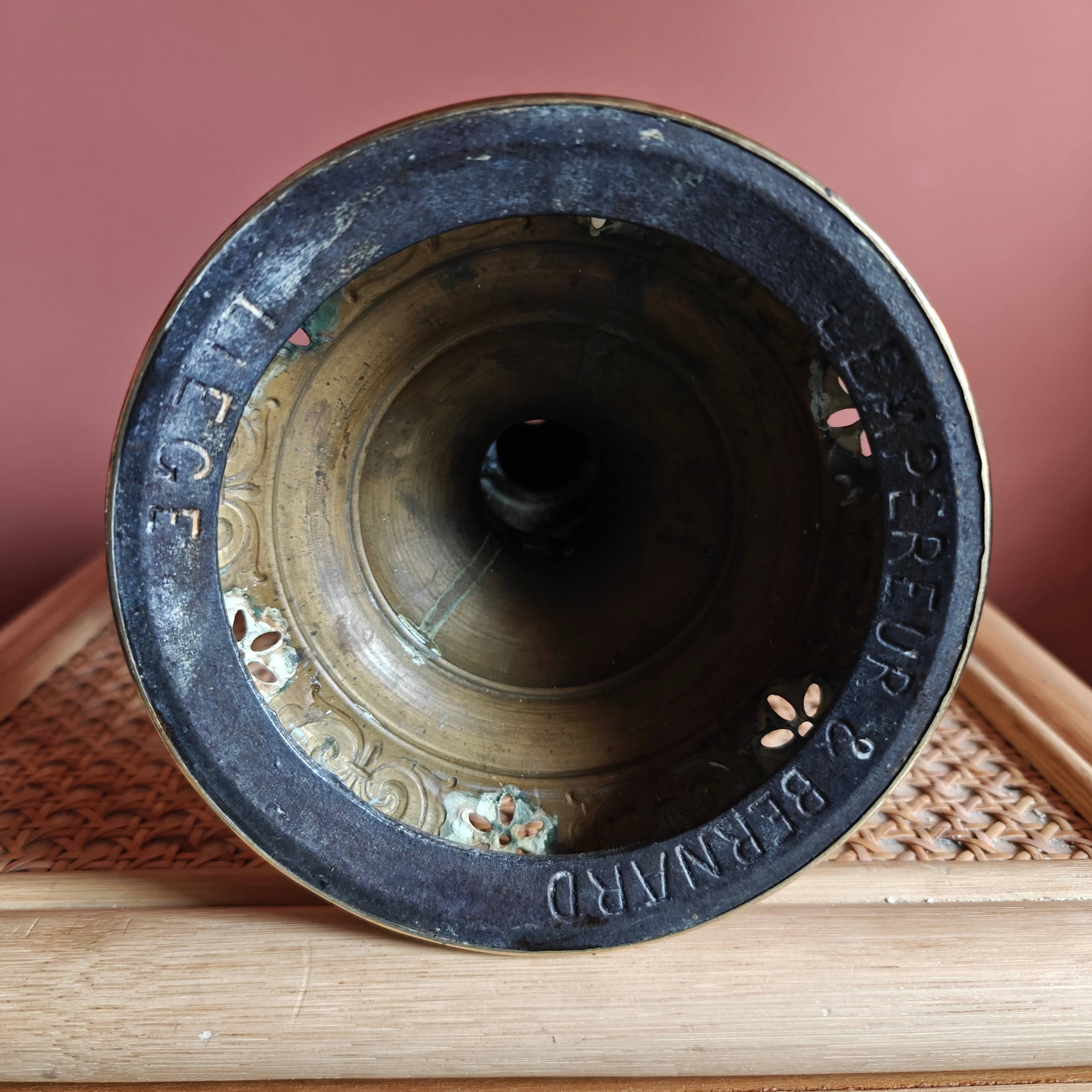 Elegant Brass Oil Lamp with Brass Shade – L & B Lempereur Bernard (Belgium), Featuring Unique Burner Design