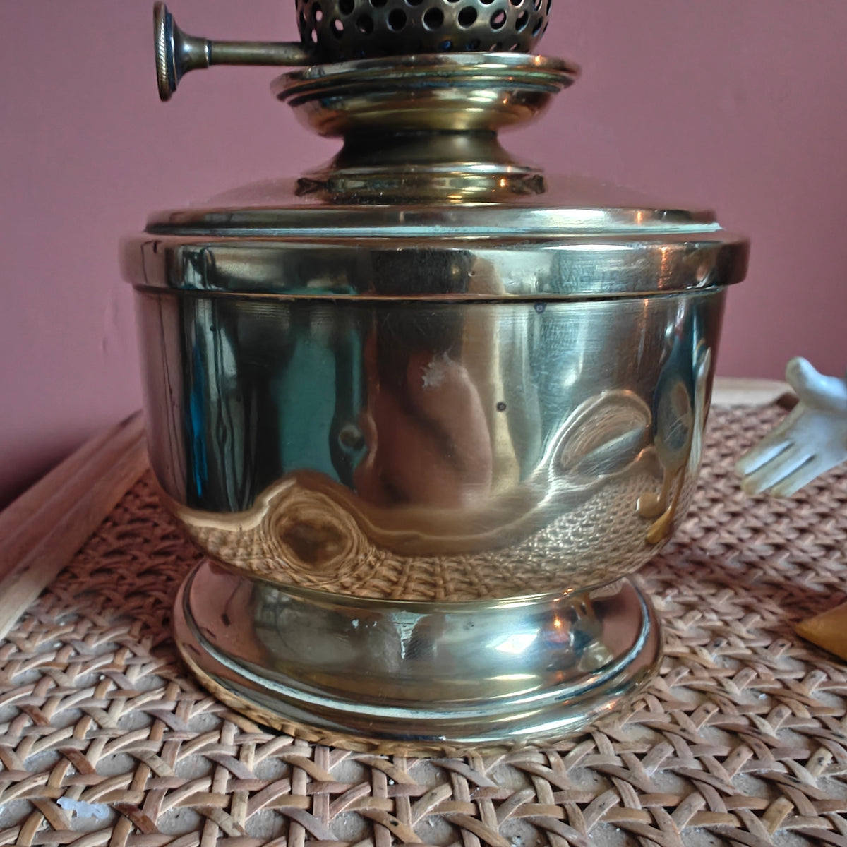 Rare Antique Table Oil Lamp – H. Luchaire PLM, Paris, brass craftsmanship circa 1910, fully functional vintage piece