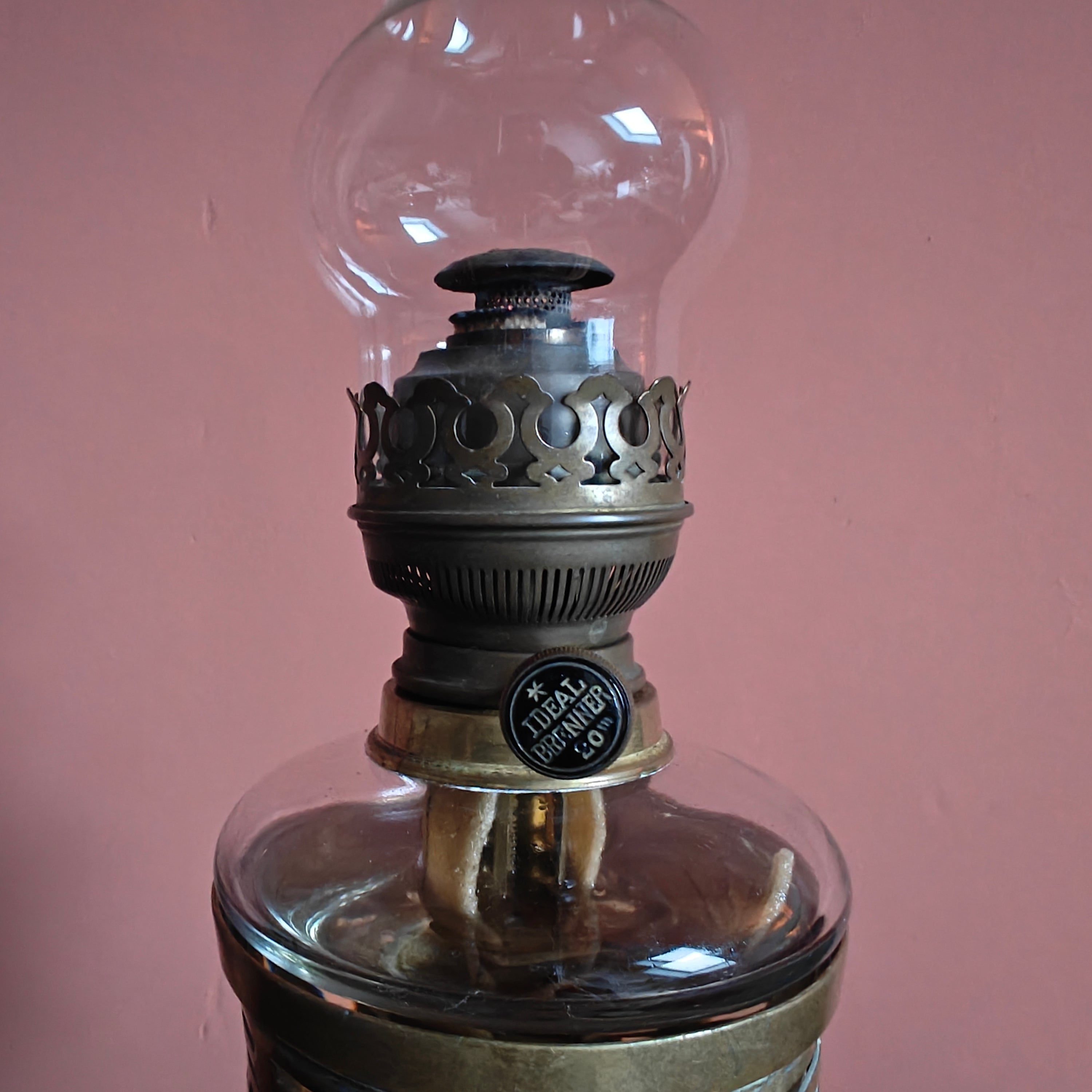 Close-up of Extra-Large Antique Brass Oil Lamp – Brökelmann, Jaeger & Busse Burner (c.1900) showing detailed burner design