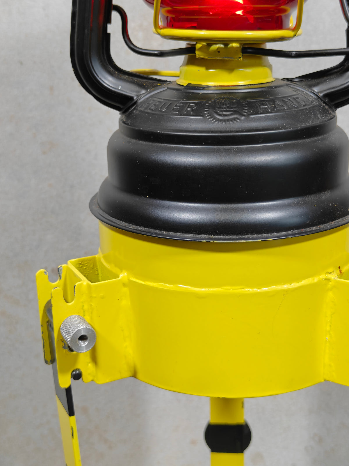 Fantastic and Unique Feuerhand 276 Breakdown Lantern – One‑of‑a‑Kind Custom Piece – Excellent Condition and Fully Usable oil lamp close-up