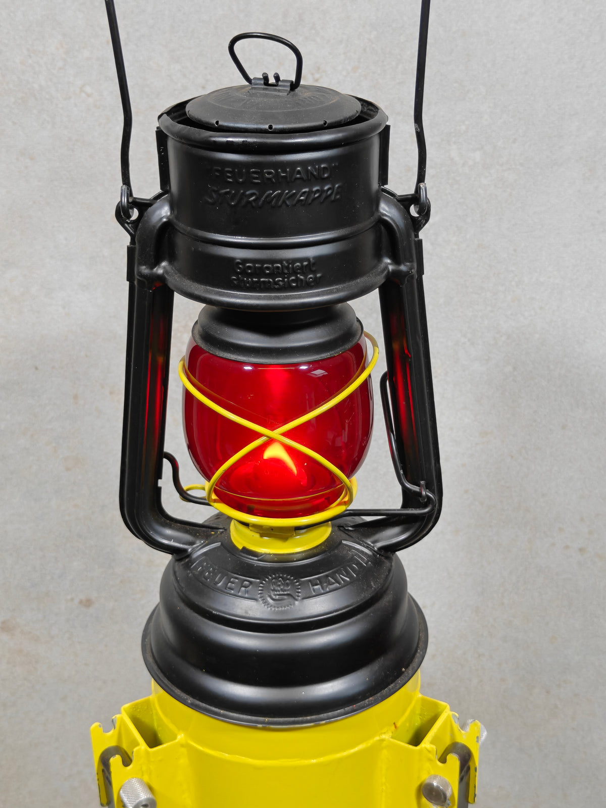 Fantastic and Unique Feuerhand 276 Breakdown Lantern one-of-a-kind custom oil lamp in excellent condition fully usable