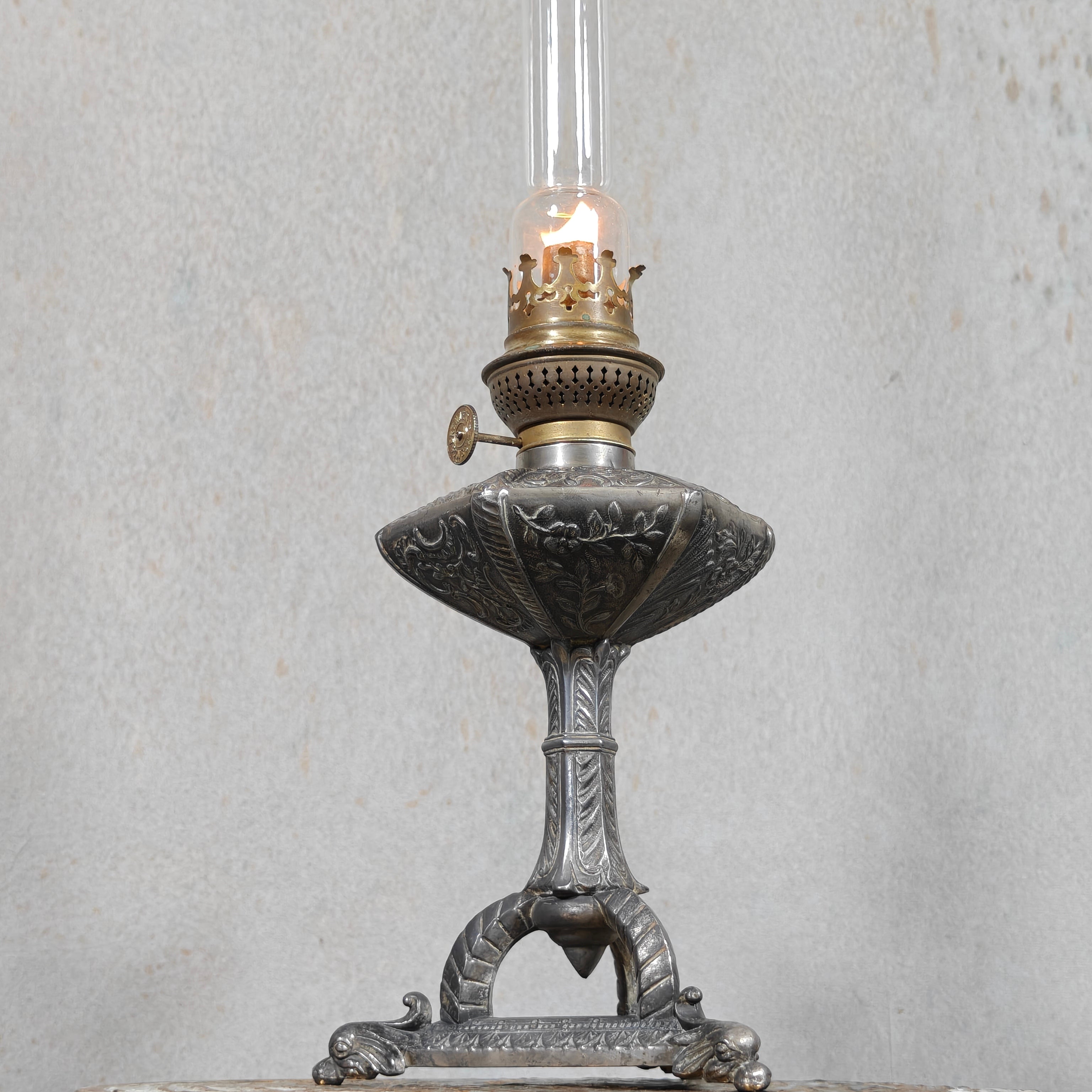 Unique Antique Tin Oil Lamp – Hexagonal Reservoir & Animal‑Head Feet (1930s–50s)