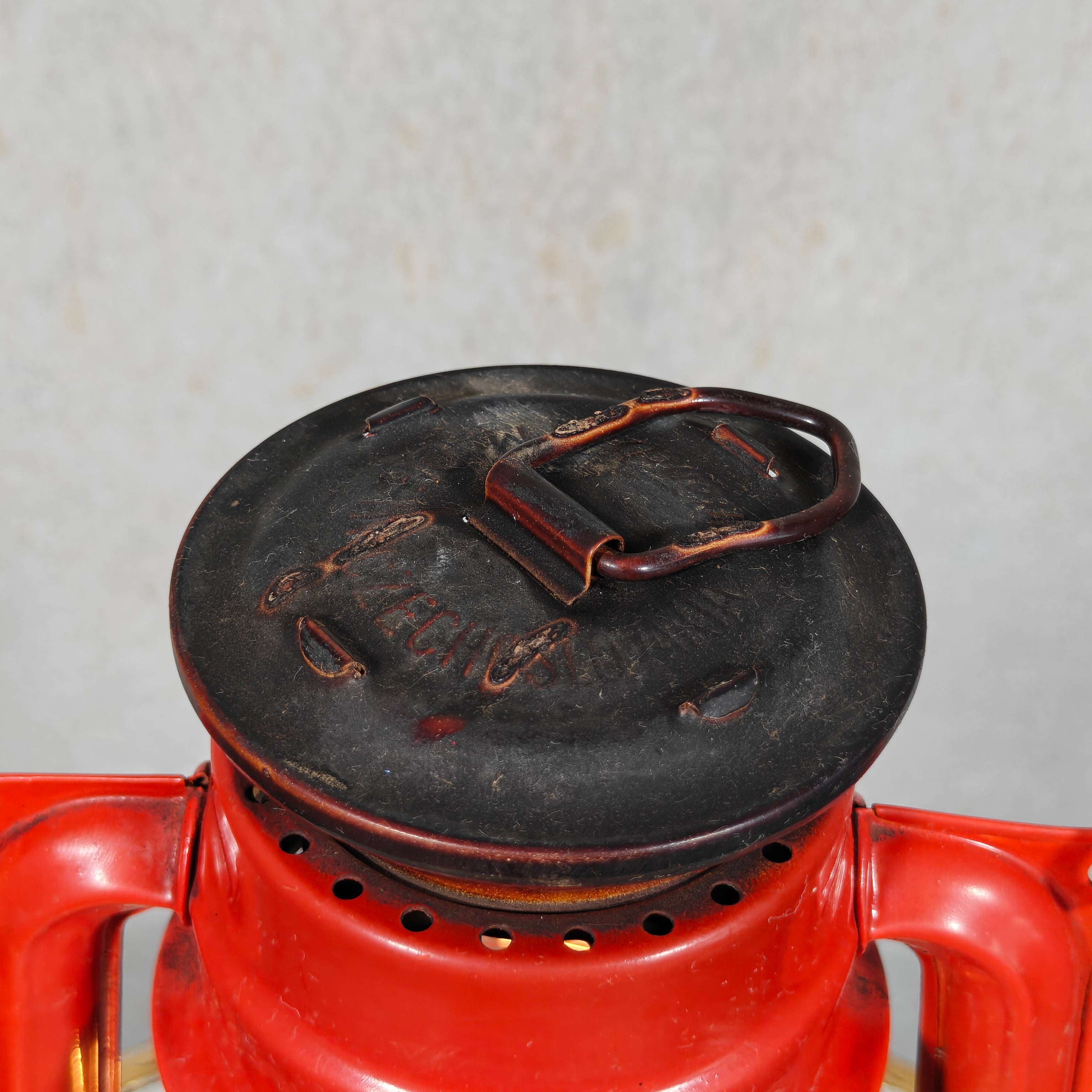 Beautiful and Functional Czech Storm Lantern – Meva 863 (1980) oil lamp with detailed top and sturdy handle design