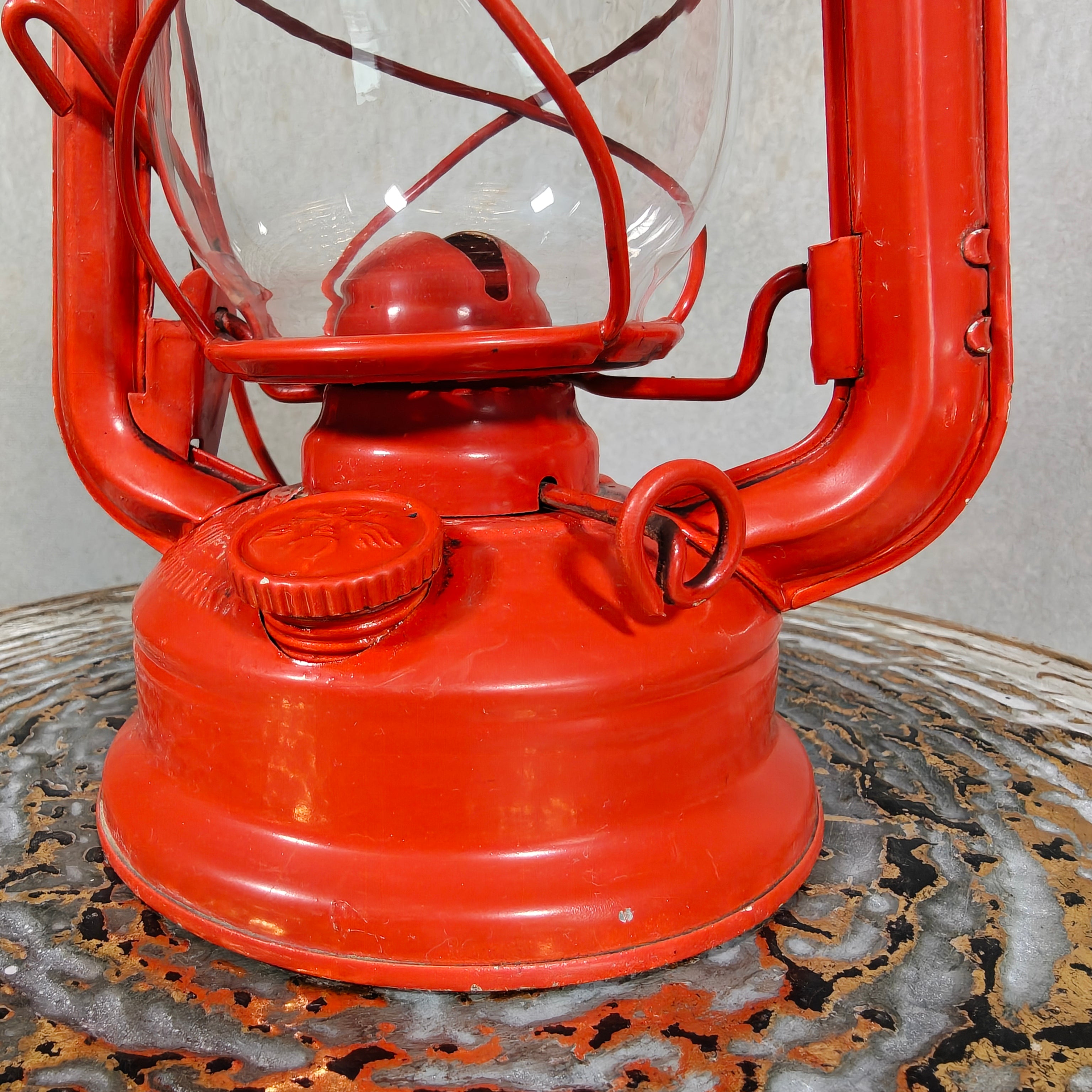 Beautiful and Functional Czech Storm Lantern – Meva 863 (1980) in bright red, classic oil lamp design with glass chimney.