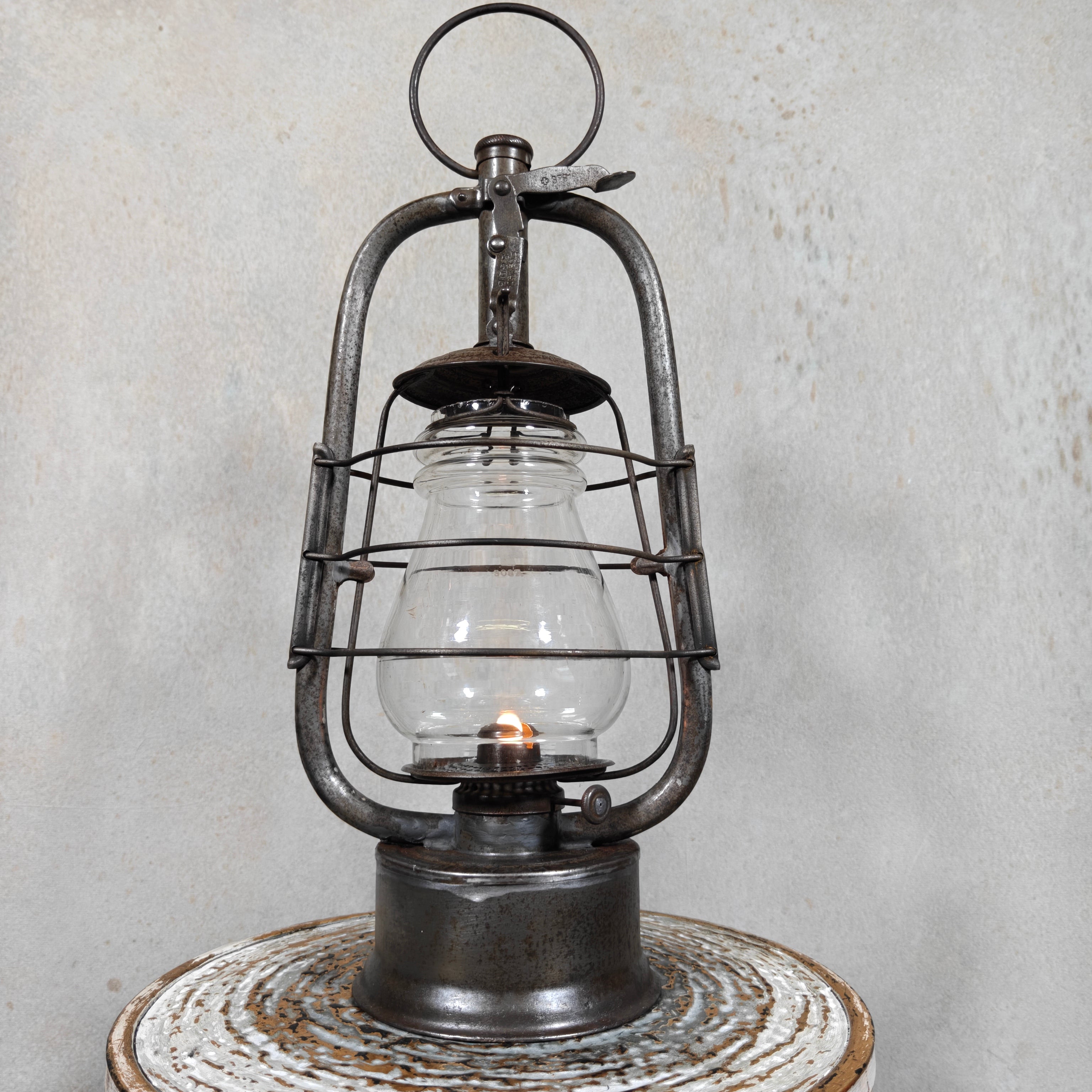 Helvetia Storm Lantern – Rare Swiss Egloff & Cie Model (c. 1920) – Original Marked Glass – Fully Working