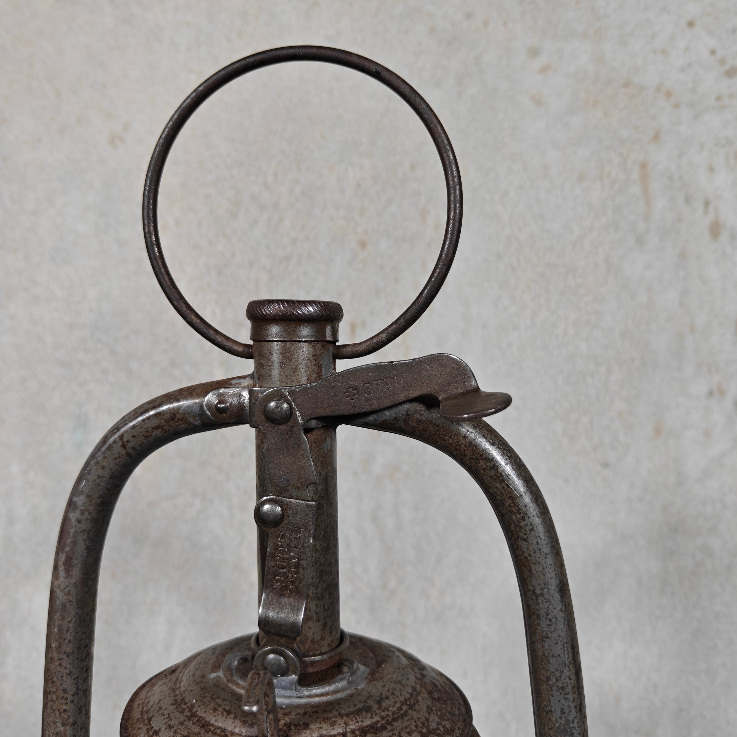 Helvetia Storm Lantern – Rare Swiss Egloff & Cie Model (c. 1920) – Original Marked Glass – Fully Working