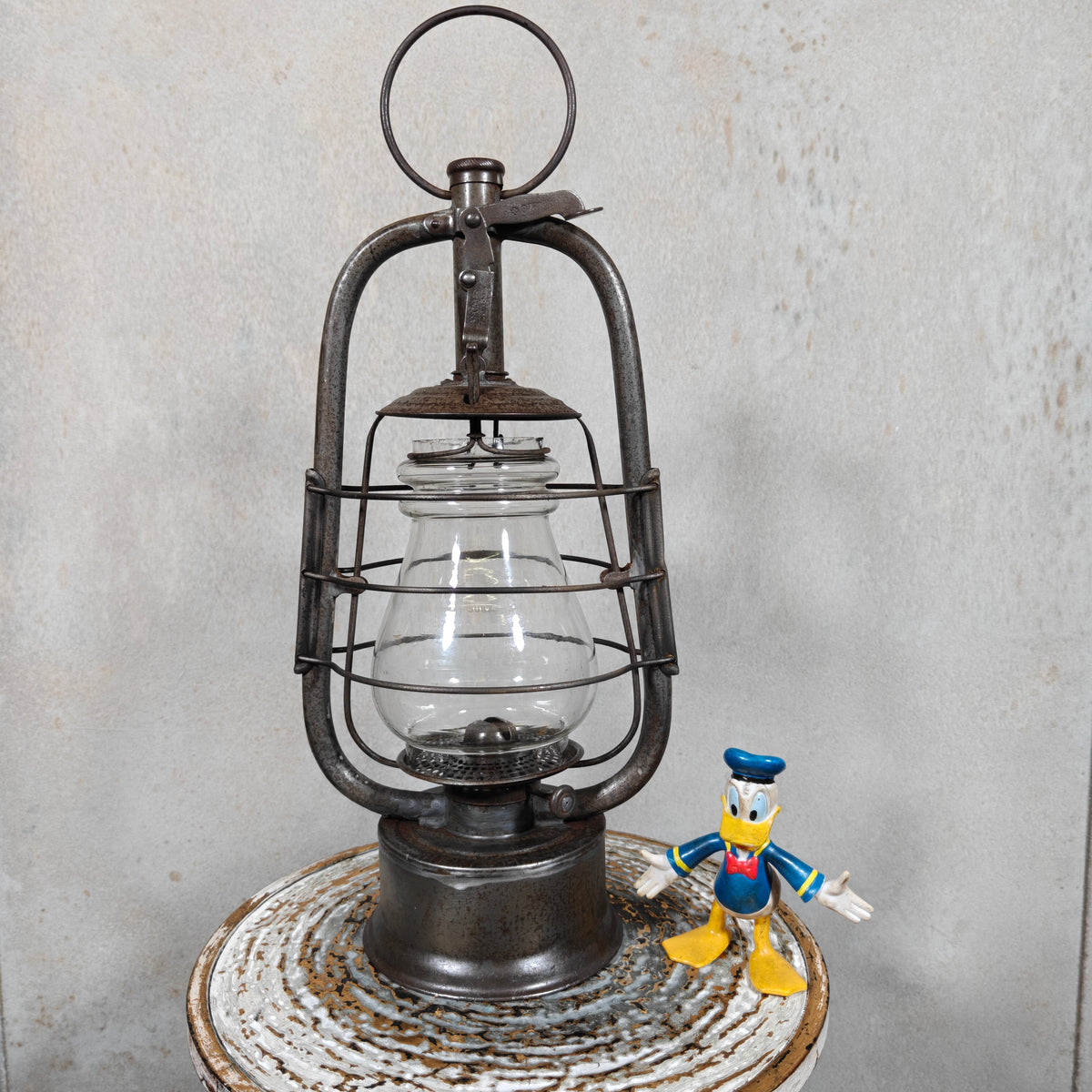 Helvetia Storm Lantern – Rare Swiss Egloff & Cie Model (c. 1920) – Original Marked Glass – Fully Working