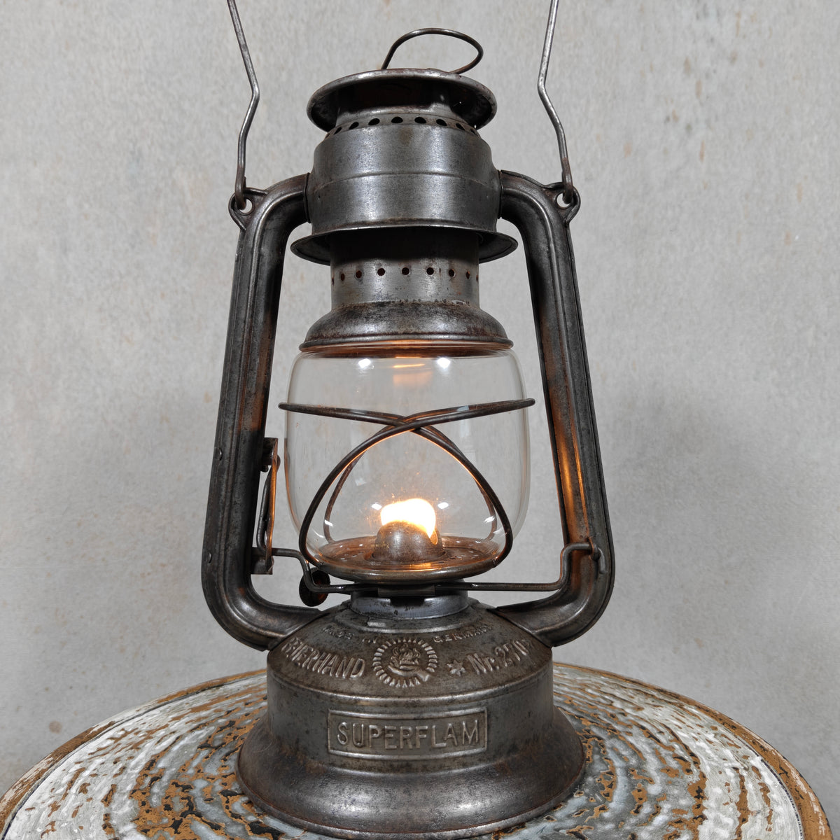 Rare Feuerhand 270 “SUPERFLAM” Hurricane Lantern – Late 1930s