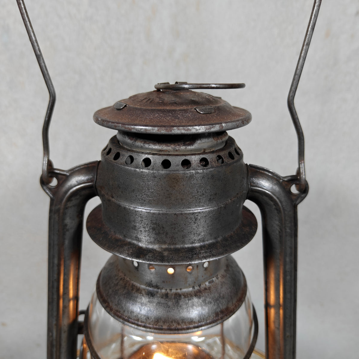 Rare Feuerhand 270 “SUPERFLAM” Hurricane Lantern – Late 1930s