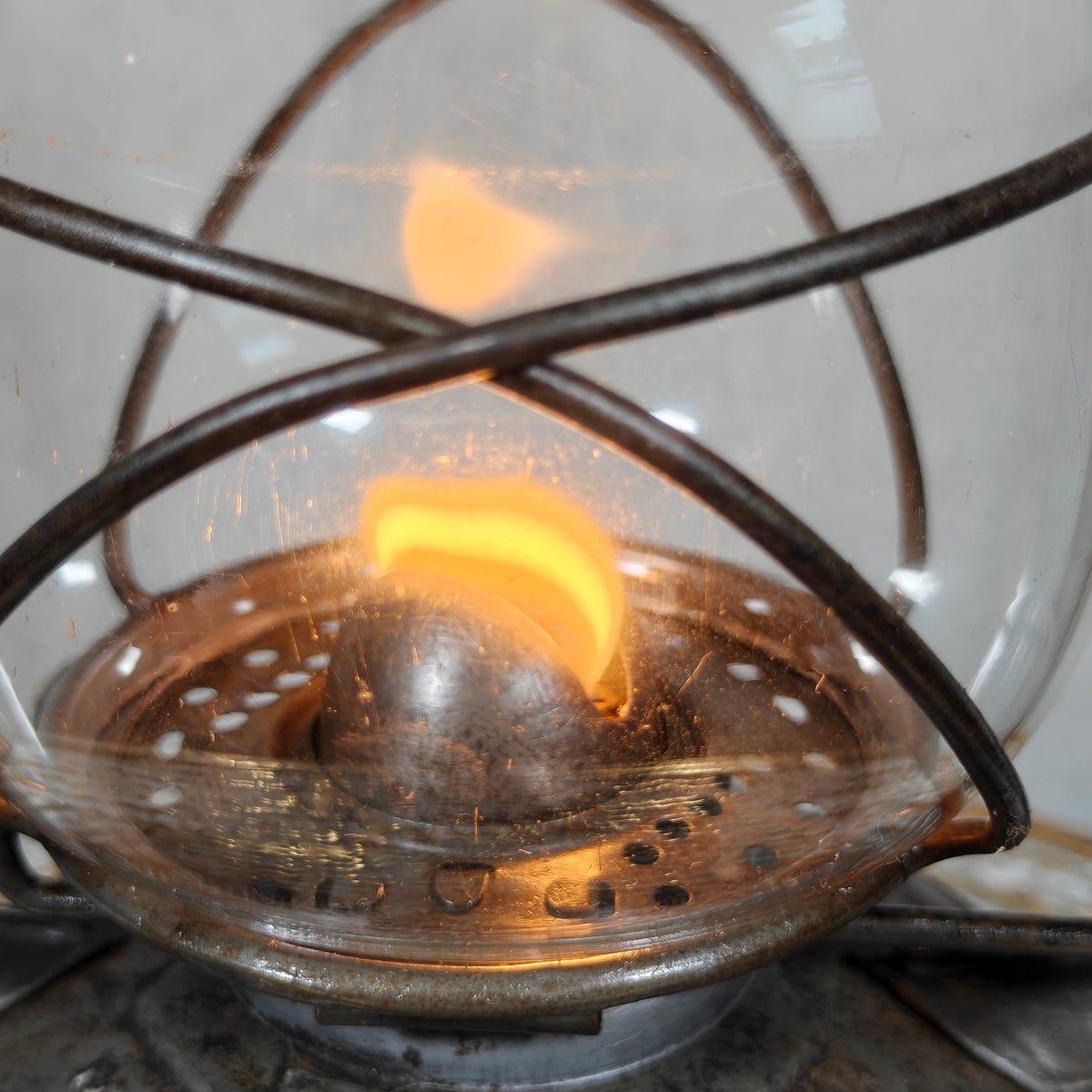 Rare Feuerhand 270 “SUPERFLAM” Hurricane Lantern – Late 1930s