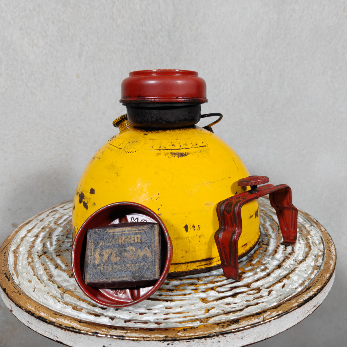 Feuerhand WarnFackel Diesel K8002 -  Rare Early Version – Complete with Matches – Working Condition – c. 1960s