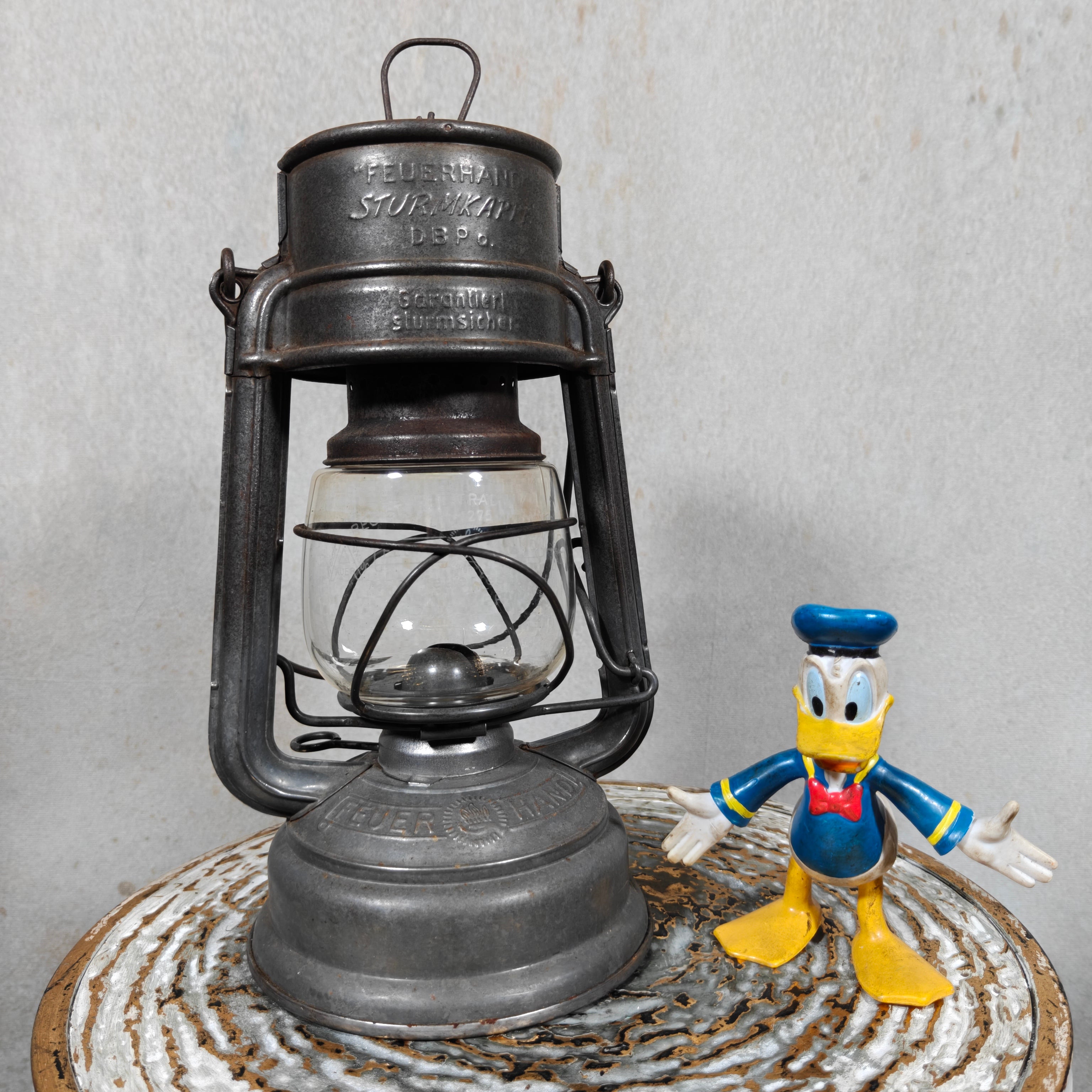Special hurricane lantern – Feuerhand 276 STK Sturmkappe – in good, usable condition.