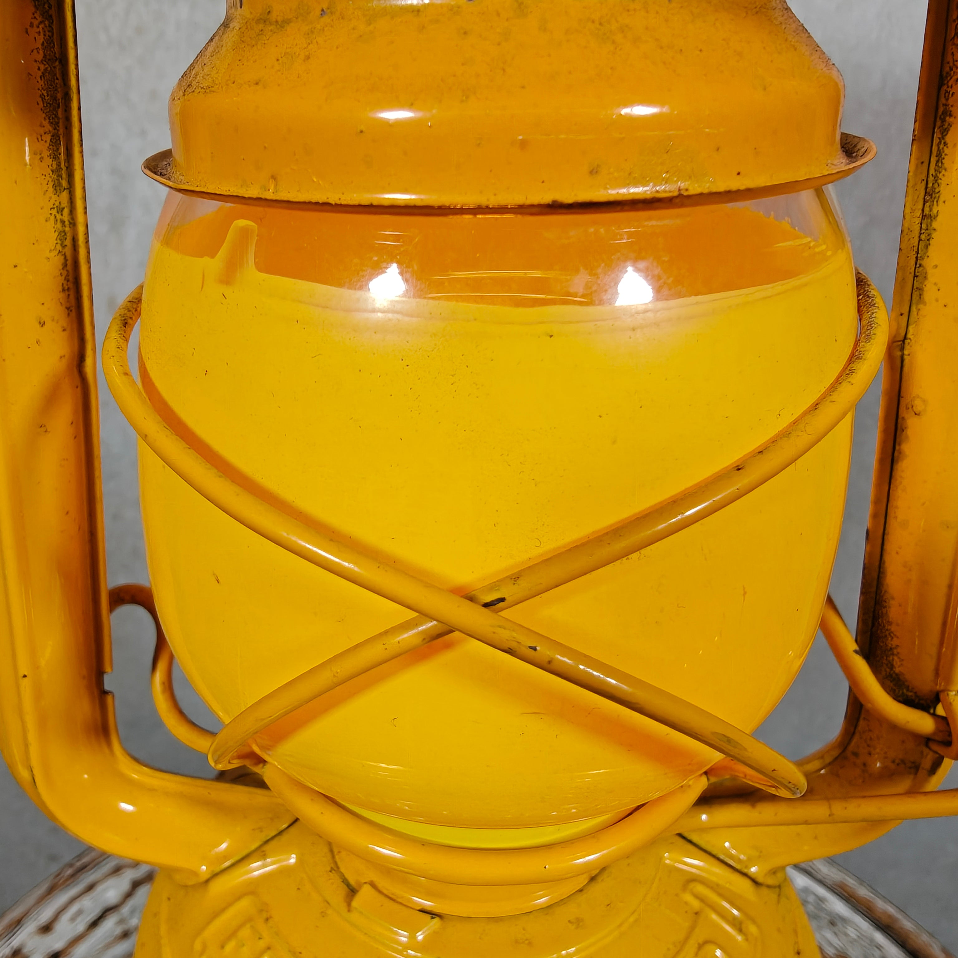 Beautiful hurricane lantern – Feuerhand 276 STK/70 Western Germany – Baby Special safety lantern / construction lantern – In very good condition