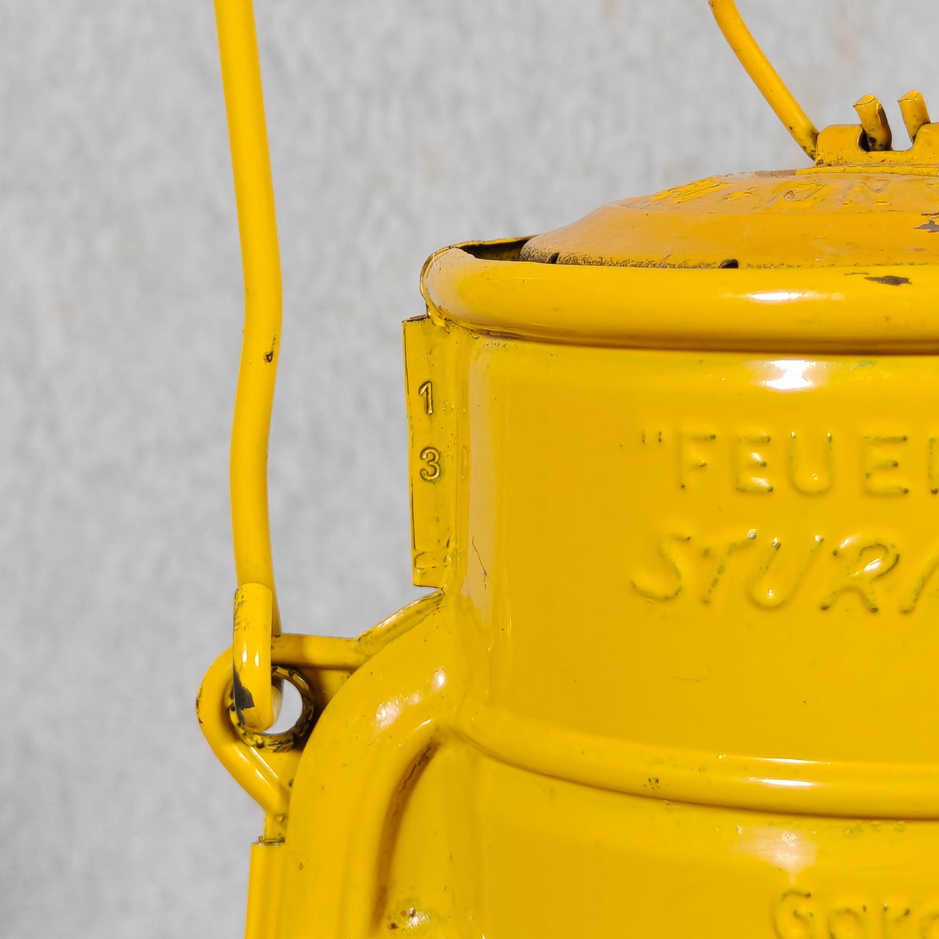 Beautiful hurricane lantern – Feuerhand 276 STK/70 Western Germany – Baby Special safety lantern / construction lantern – In very good condition