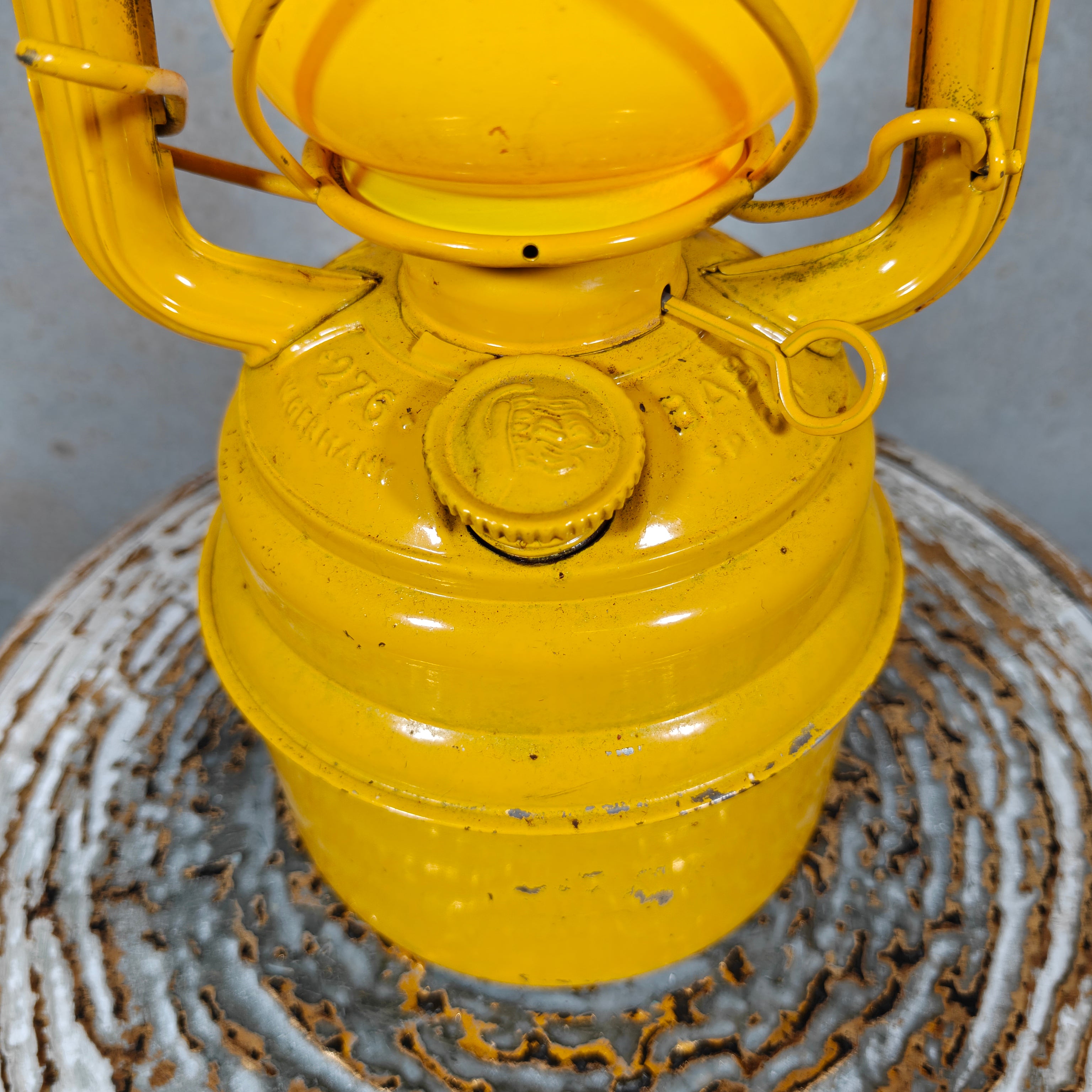 Beautiful hurricane lantern – Feuerhand 276 STK/70 Western Germany – Baby Special safety lantern / construction lantern – In very good condition