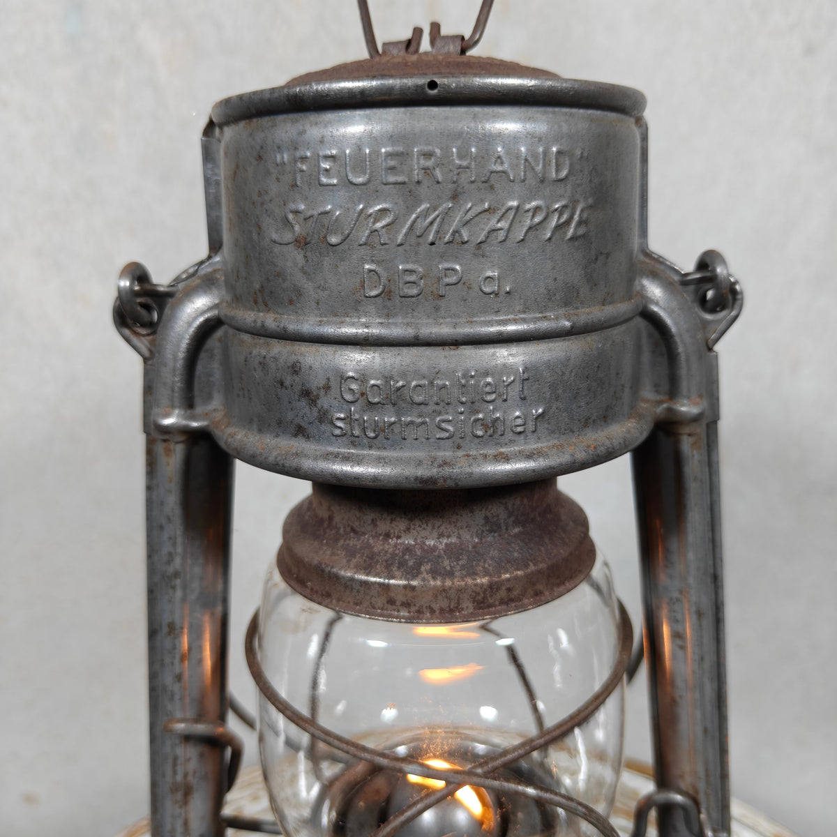 Special hurricane lantern – Feuerhand 276 STK Sturmkappe – in good usable condition.