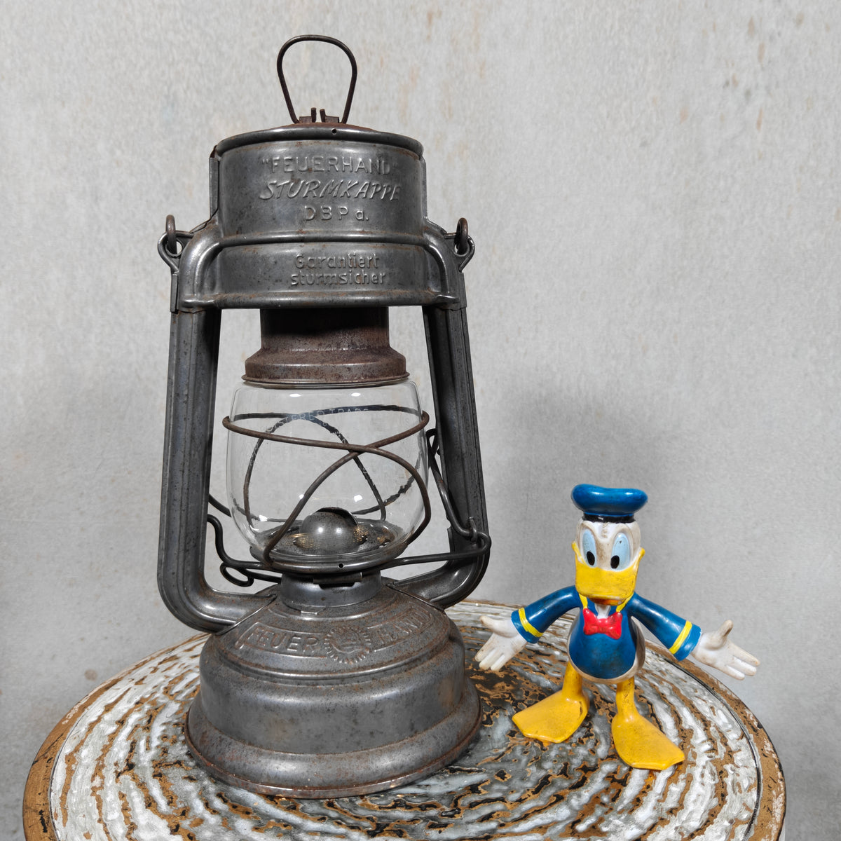 Special hurricane lantern – Feuerhand 276 STK Sturmkappe – in good usable condition.
