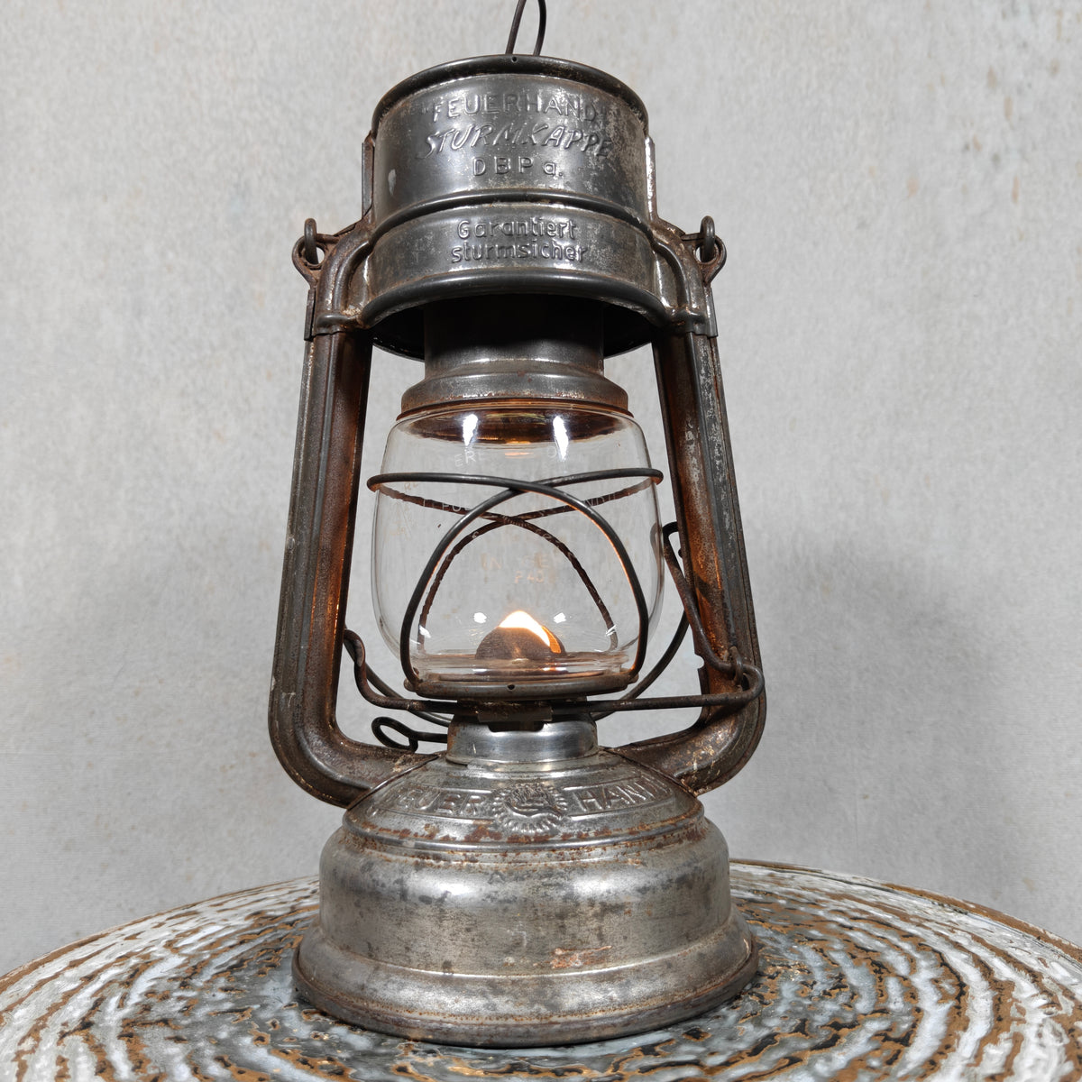 Special hurricane lantern - K1452 – Feuerhand 276 STK Sturmkappe – in good usable condition