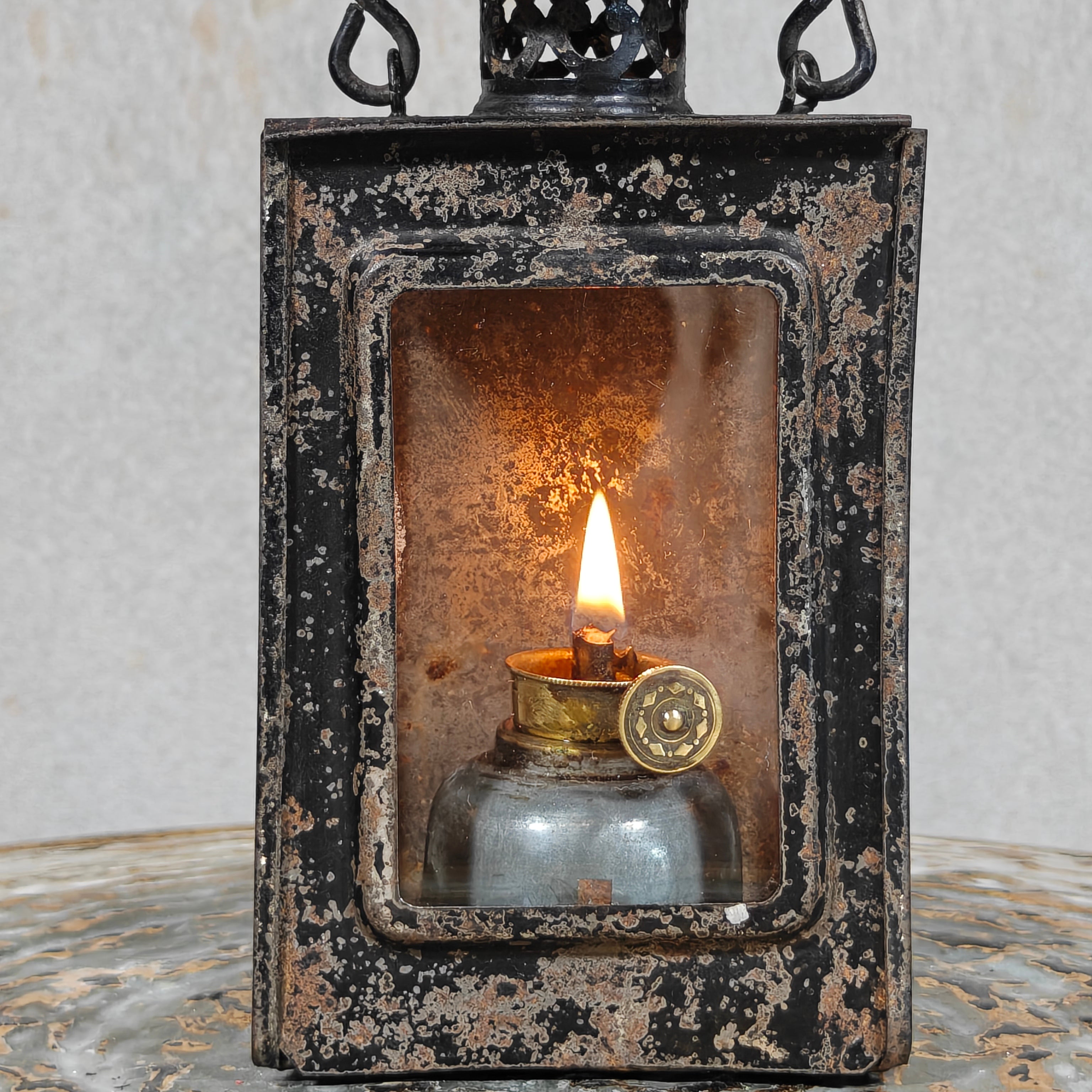 Unique Small Vintage Hand Lantern Oil Lamp – Hand Lamp with Glass, Complete and Working
