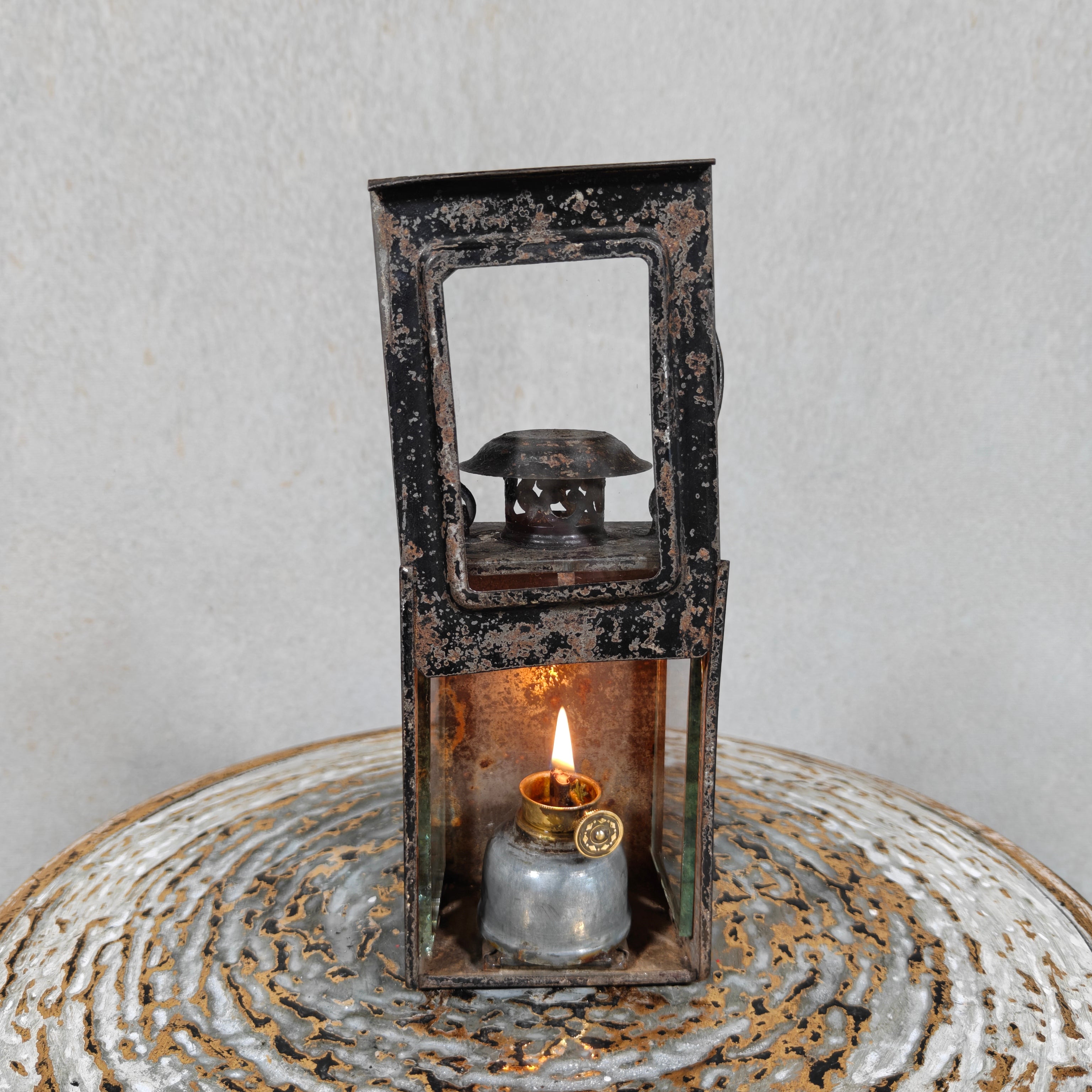 Unique Small Vintage Hand Lantern Oil Lamp – Hand Lamp with Glass, Complete and Working