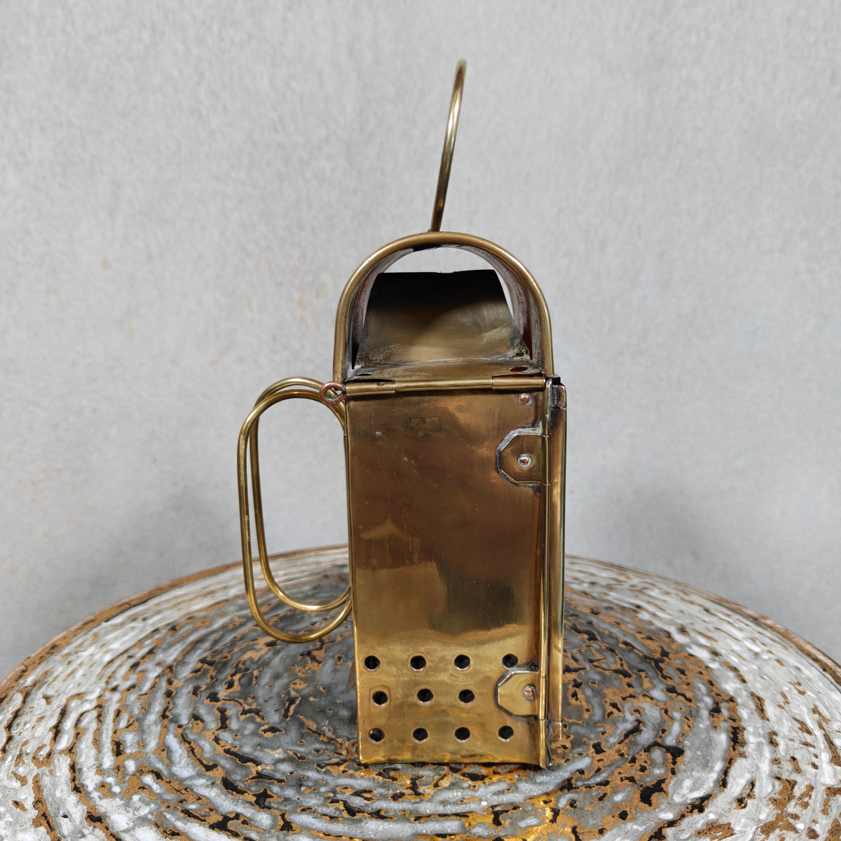 Fantastic Brass Oil Lamp / Hand Lantern – Rare, Heavy‑Duty Model, Fully Working