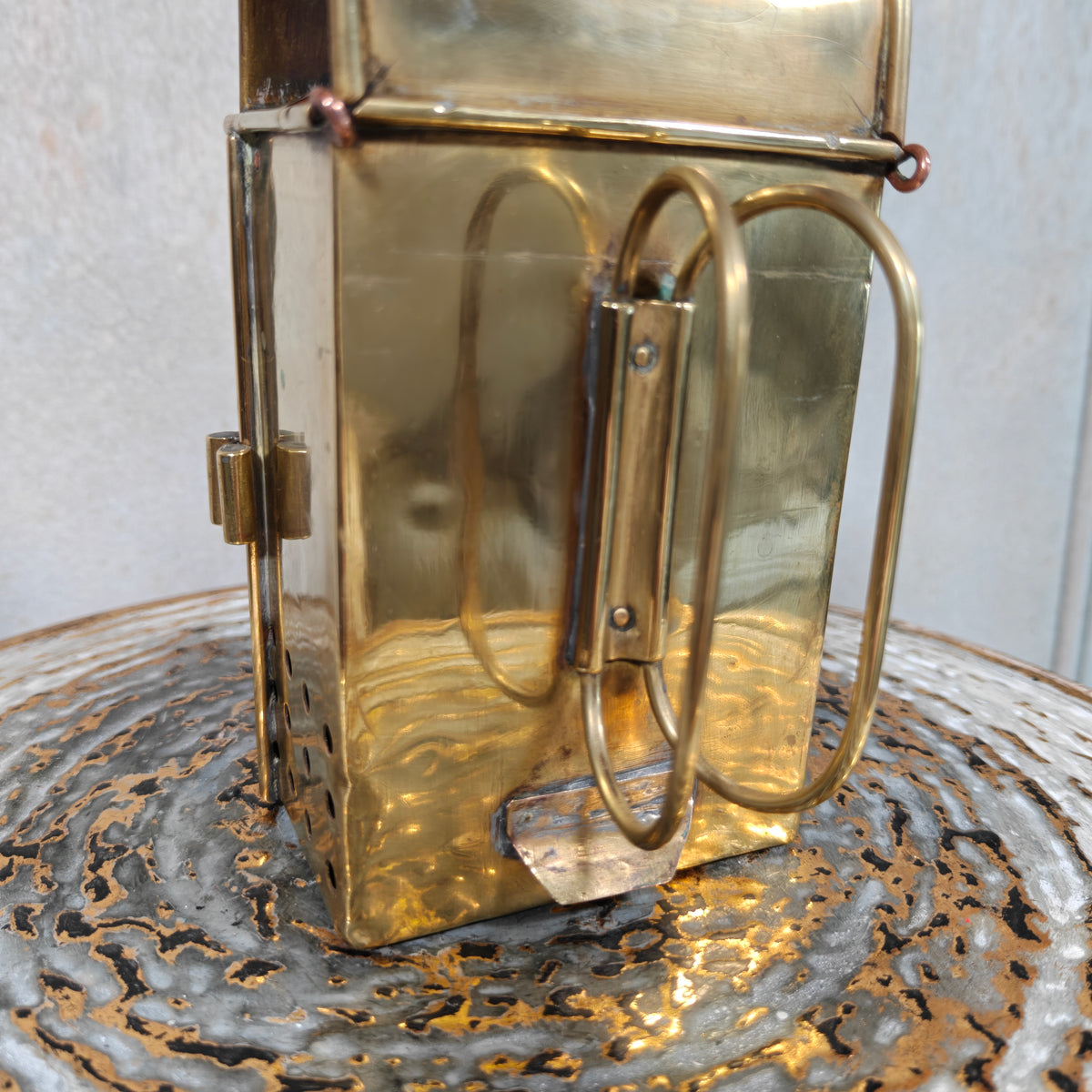 Fantastic Brass Oil Lamp / Hand Lantern – Rare, Heavy‑Duty Model, Fully Working