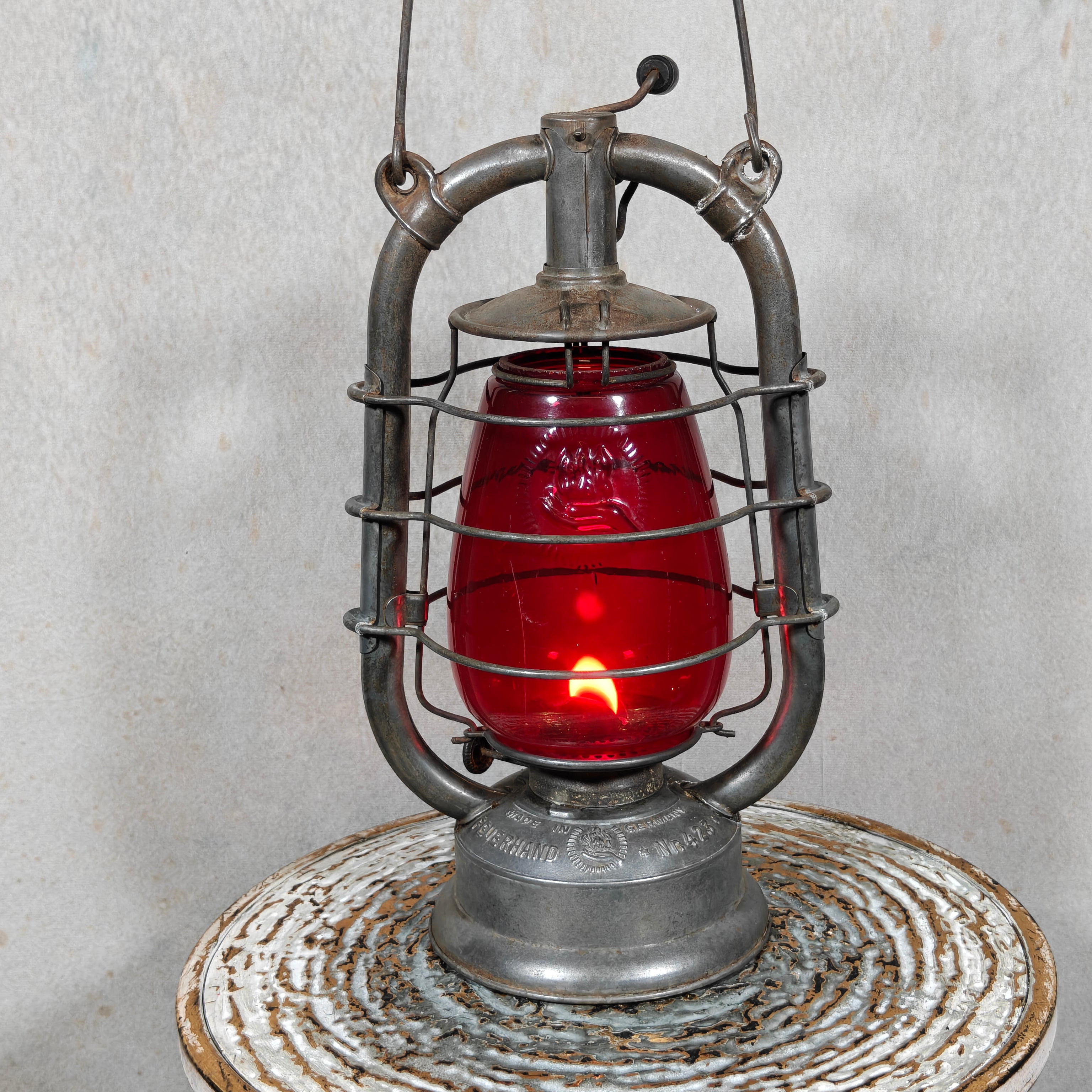 Feuerhand 423 Hurricane Lantern (1928–1939) – Rare Lever‑Lift Model with Extremely Rare Red Globe