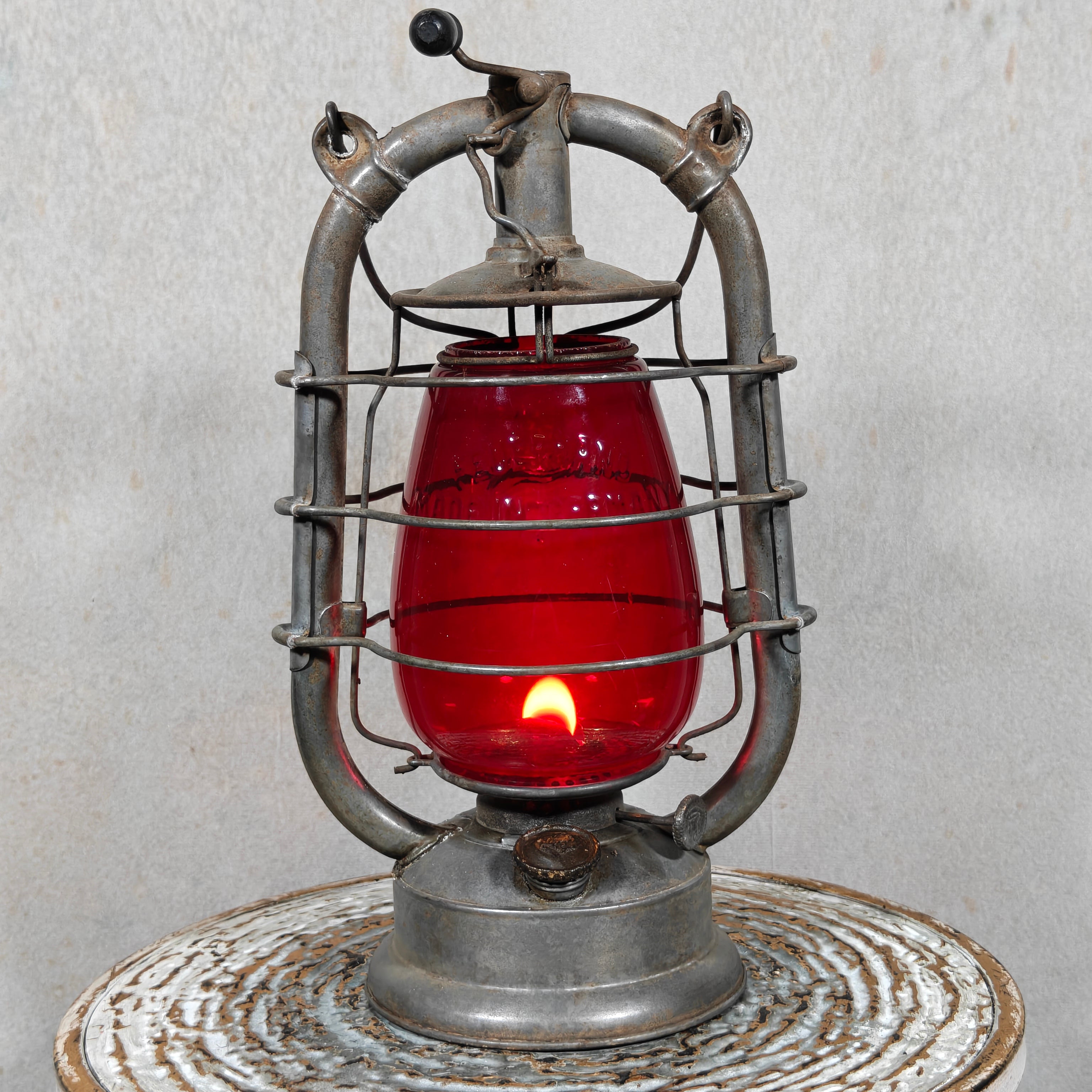Feuerhand 423 Hurricane Lantern (1928–1939) – Rare Lever‑Lift Model with Extremely Rare Red Globe
