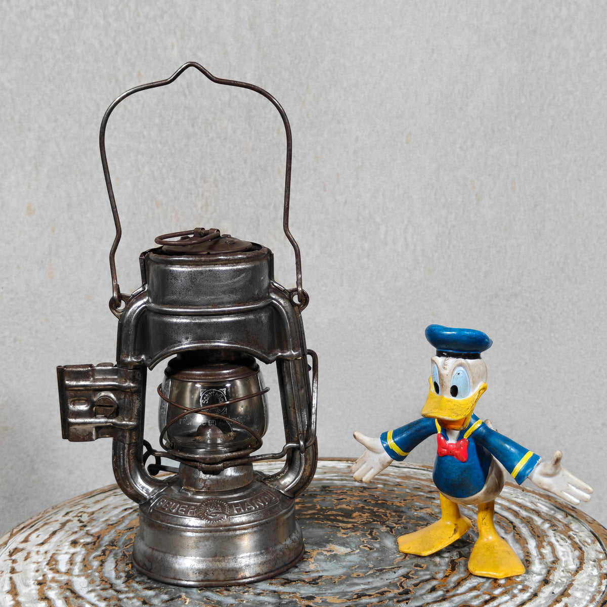 Feuerhand 75 STK K “Atom” Hurricane Lantern – Rare Pre‑War Sturmkappe Model with Mounting Bracket & Reflector