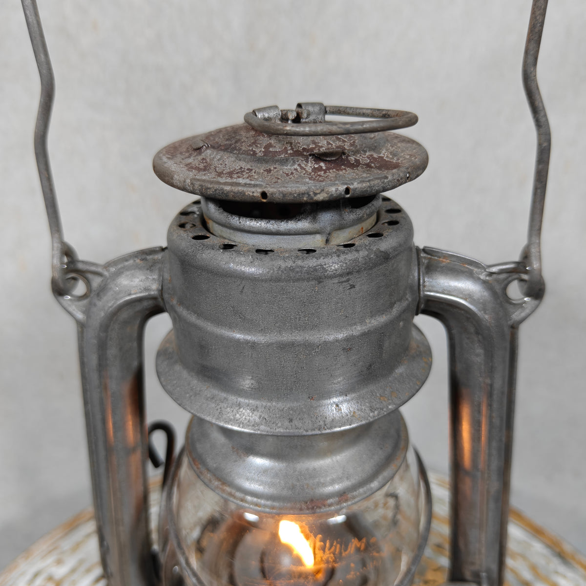 Rare Feuerhand 225 Medium Hurricane Lantern – German 1937–1942 Model with Original Marked Globe