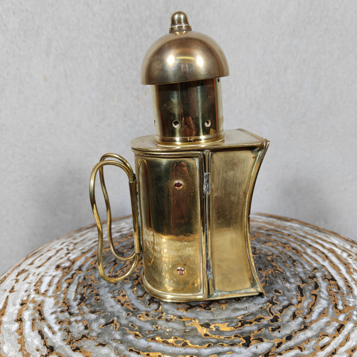 Vintage Maritime Compass Lantern – Rare Ship’s Lamp with Curved Glass (ca. 1930s)