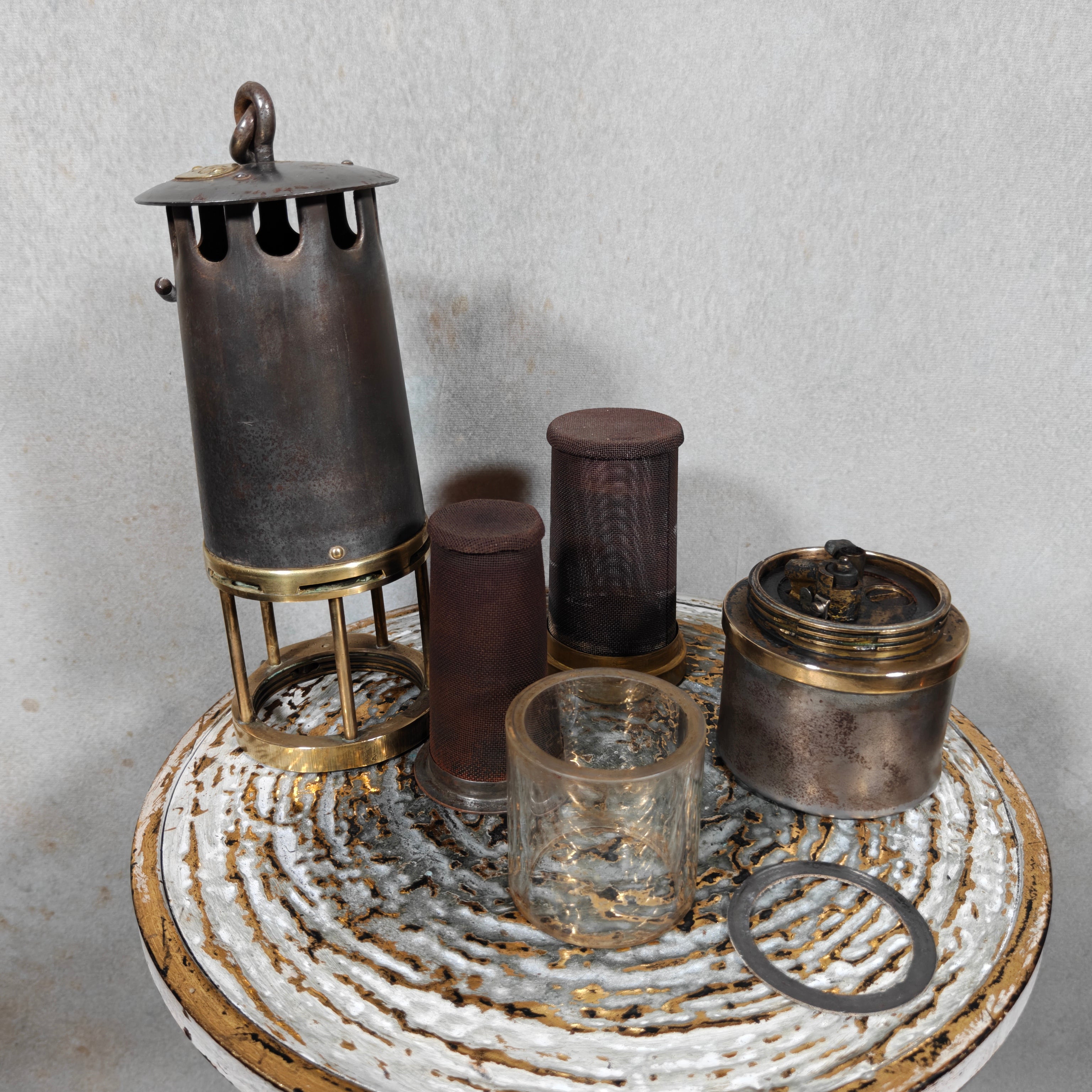 Antique Hubert Joris Miner’s Lamp (ca. 1900–1910) – Val St. Lambert Glass – Belgian Safety Lamp