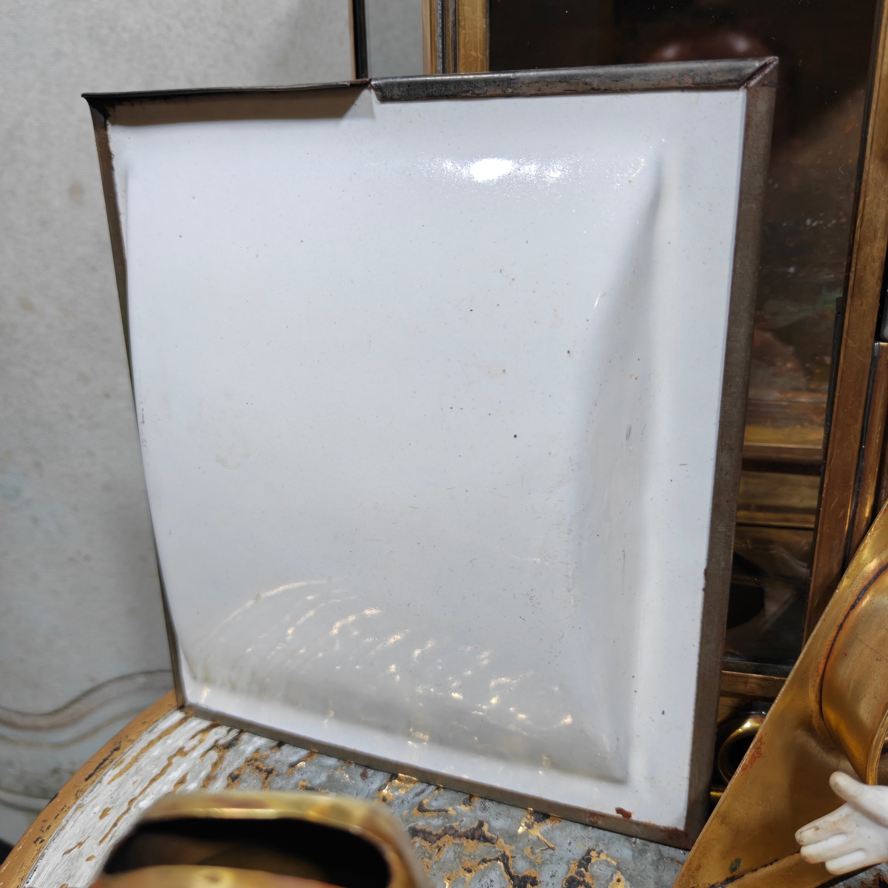 Alderson & Gyde “Bullpit” Ship’s Cabin Lantern (1941) – Best & Lloyd Burner – Rare Maritime Brass Lamp
