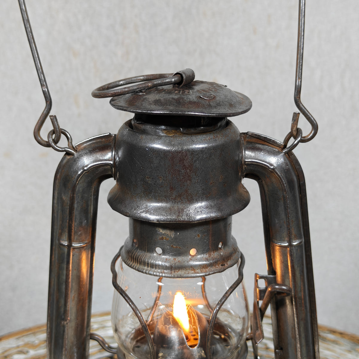 Rare Pre‑War BAT 155 Storm Lantern – Small Model, Excellent Condition, Marked Glass (1930s)