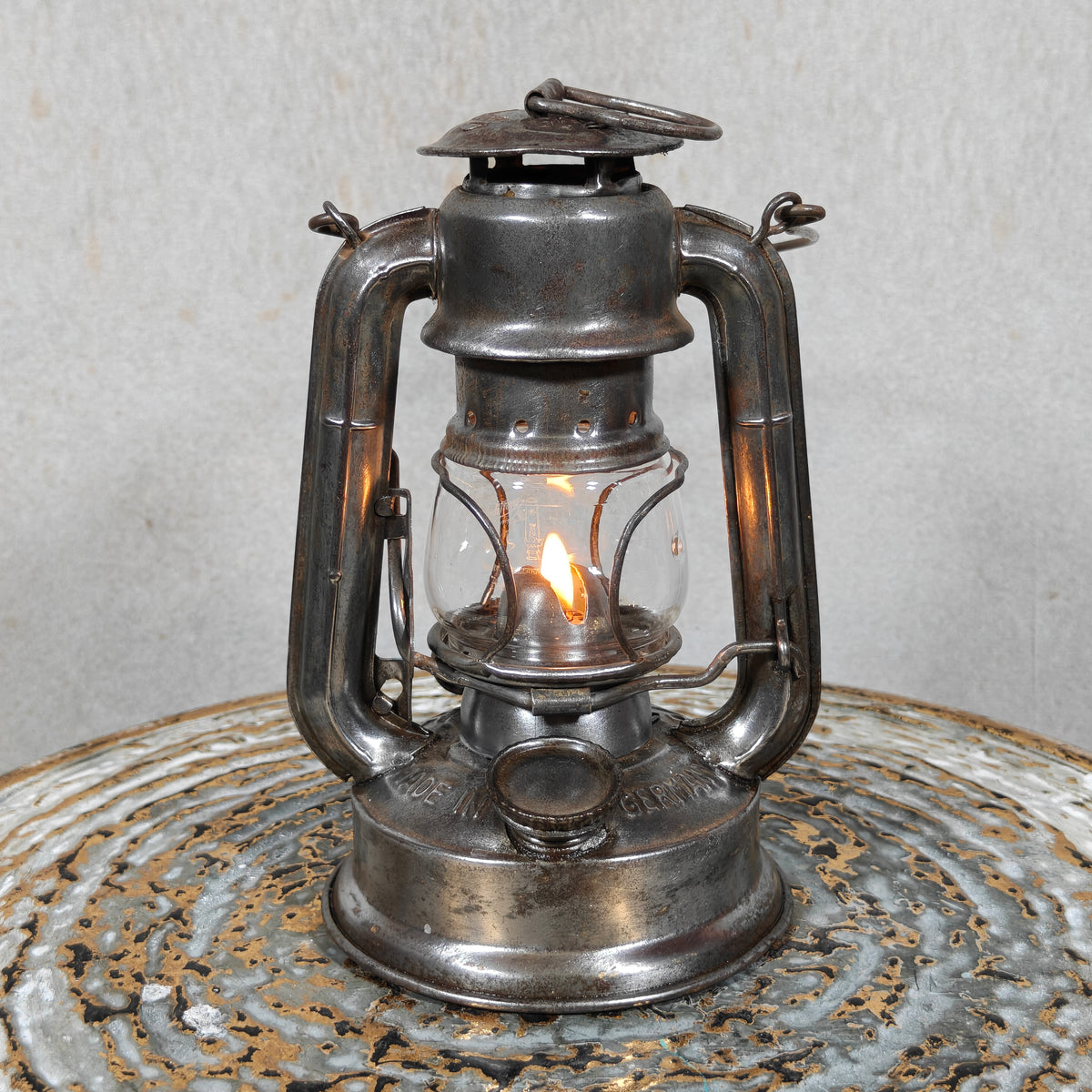 Rare Pre‑War BAT 155 Storm Lantern – Small Model, Excellent Condition, Marked Glass (1930s)