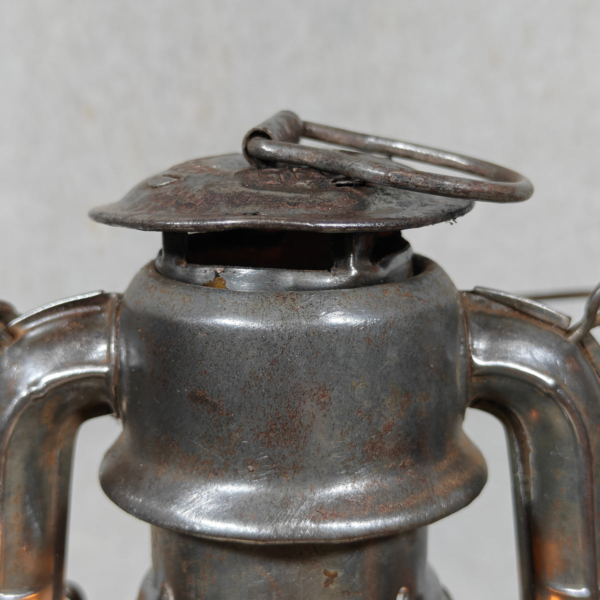 Rare Pre‑War BAT 155 Storm Lantern – Small Model, Excellent Condition, Marked Glass (1930s)