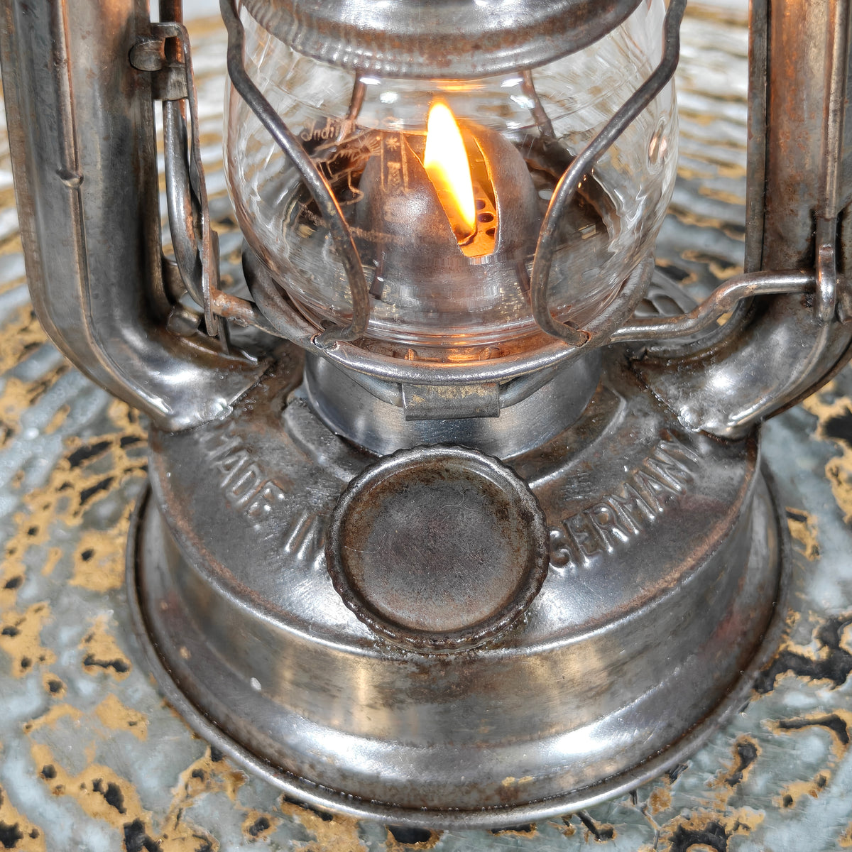 Rare Pre‑War BAT 155 Storm Lantern – Small Model, Excellent Condition, Marked Glass (1930s)
