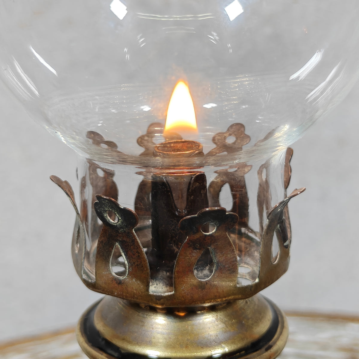 Vintage French “Pigeon” Oil Lamp – Rare Small Model