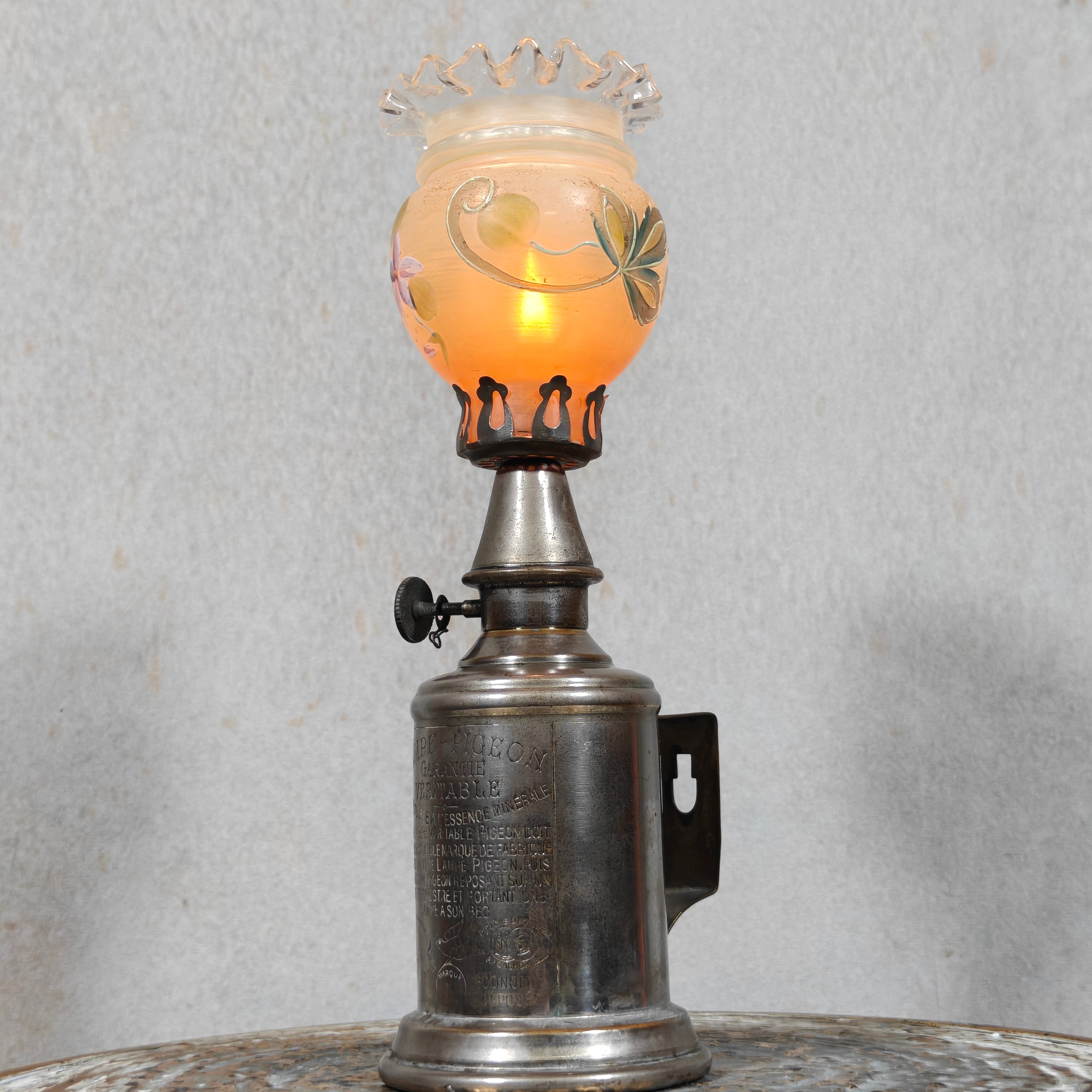 Rare Vintage Pigeon Oil Lamp – Exceptional Example with Unique Painted Glass (c. 1920–1930)