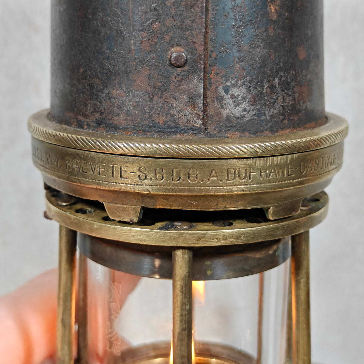Rare A. Dufrane‑Castiau Mining Lamp – “Lampe de Reconnaissance” with Viewing Window & Jena Glass (c. 1875–1920)