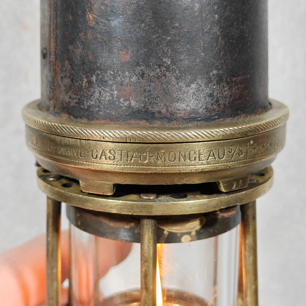 Rare A. Dufrane‑Castiau Mining Lamp – “Lampe de Reconnaissance” with Viewing Window & Jena Glass (c. 1875–1920)