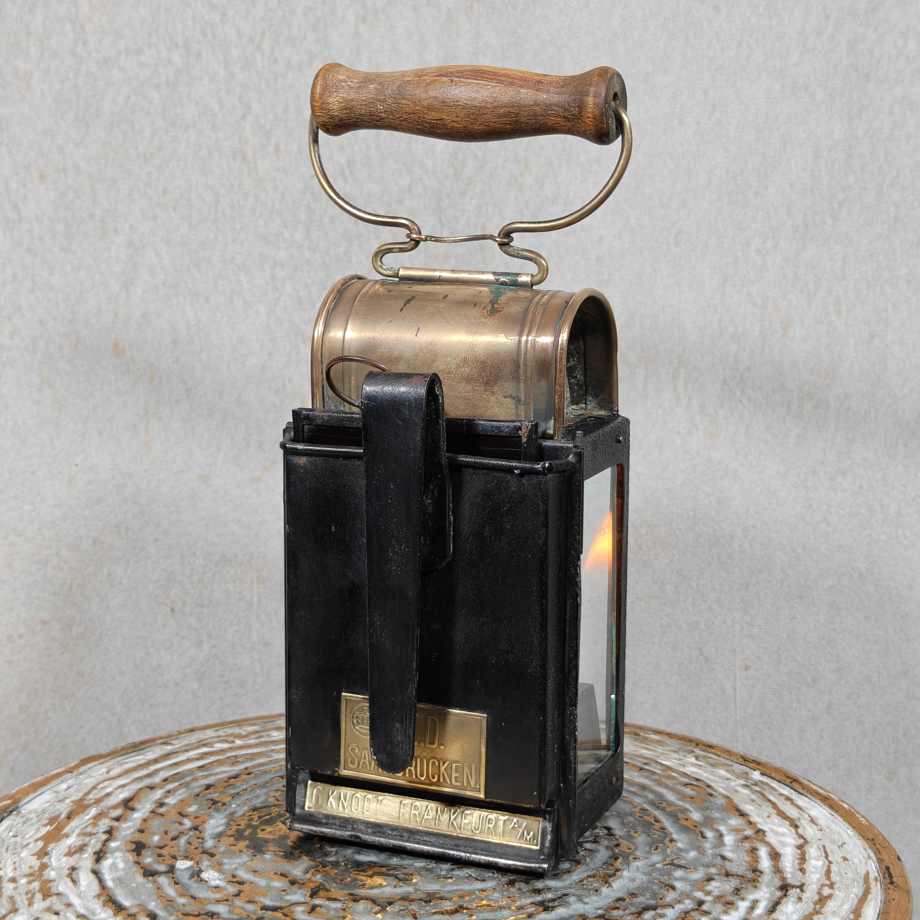 Rare Railway Hand Lamp / Signal Lantern – G. Knodt Frankfurt for K.E.D. Saarbrücken (c. 1900–1918)