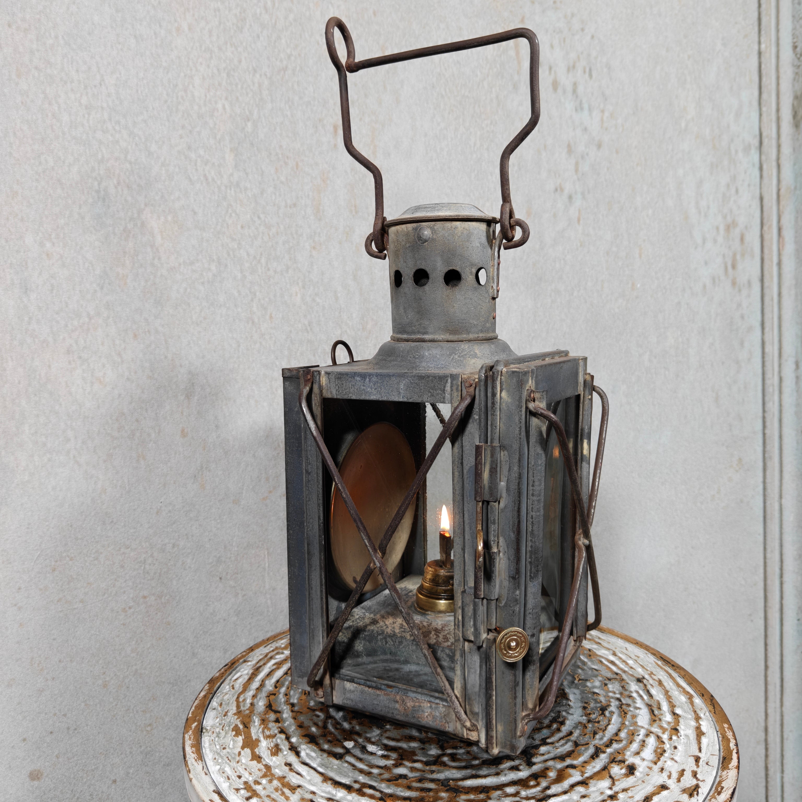 Extremely Rare Signal Lantern by Fr. Weber & Co., Berlin – With Colored Lenses & Fully Working (c. 1900–1930)