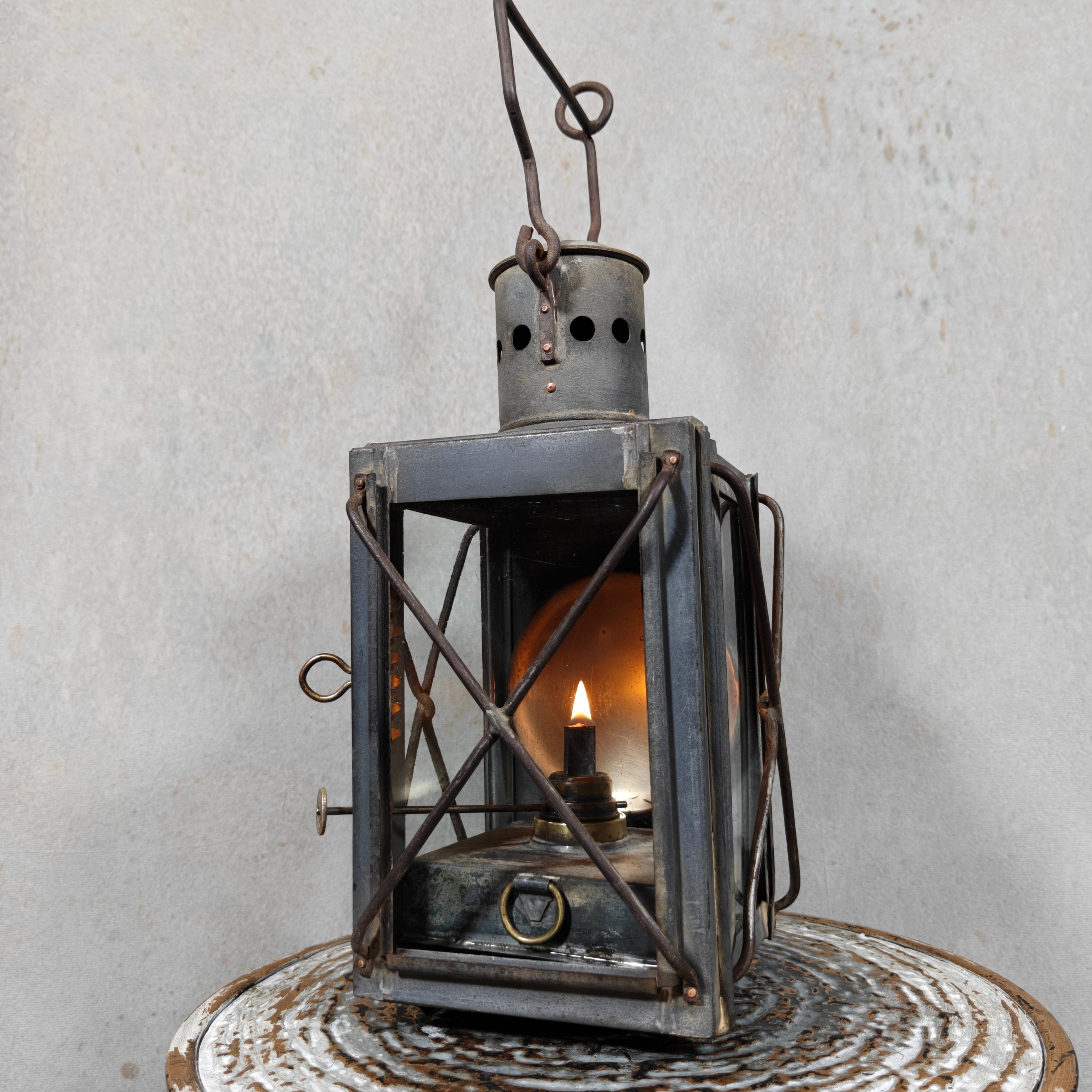Extremely Rare Signal Lantern by Fr. Weber & Co., Berlin – With Colored Lenses & Fully Working (c. 1900–1930)