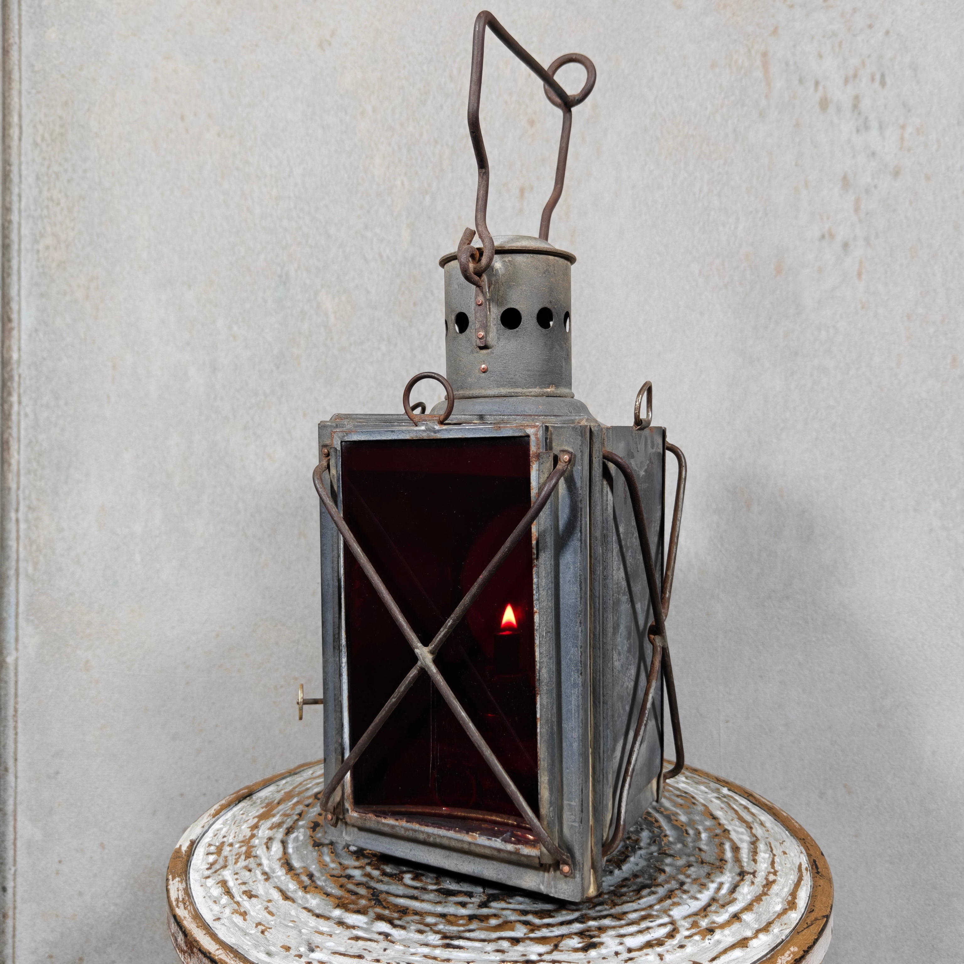 Extremely Rare Signal Lantern by Fr. Weber & Co., Berlin – With Colored Lenses & Fully Working (c. 1900–1930)