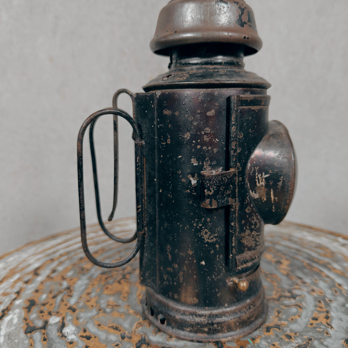 Rare Antique Bullseye Lantern – 19th Century Police & Signal Hand Lantern