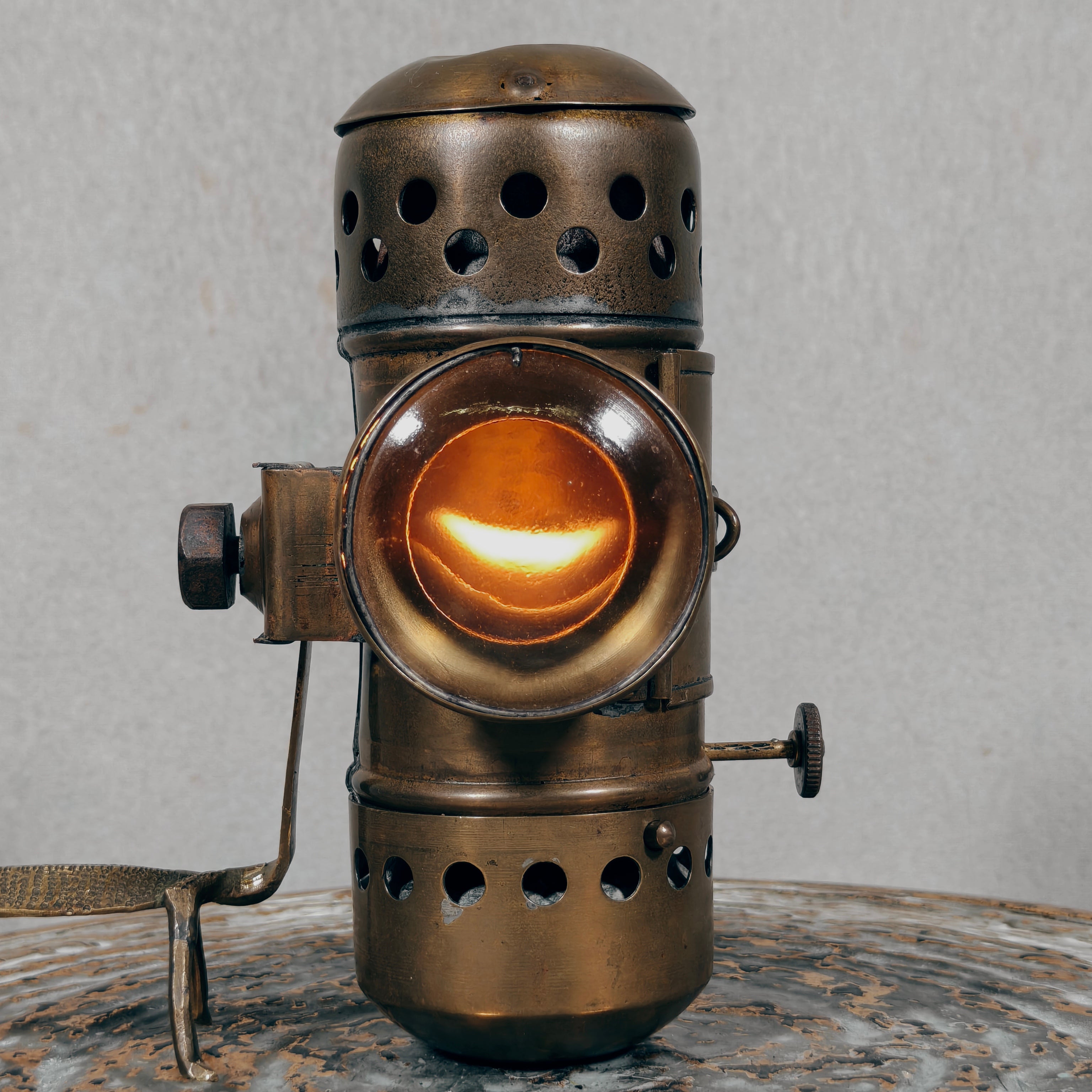 Rare French Summa Oil Bicycle / Vehicle Lamp – Working Kerosene Lamp, c. 1920–1940