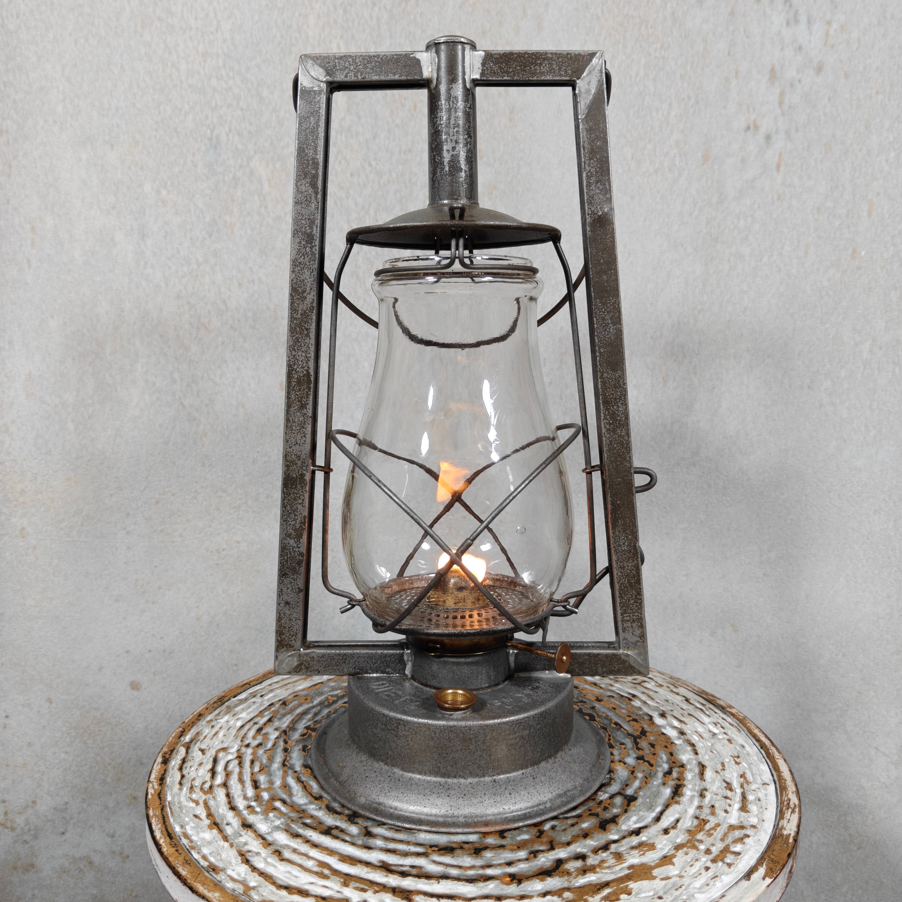 Rare Antique Dietz Victor Hurricane Lantern – Early American Oil Lantern (1898–1906)